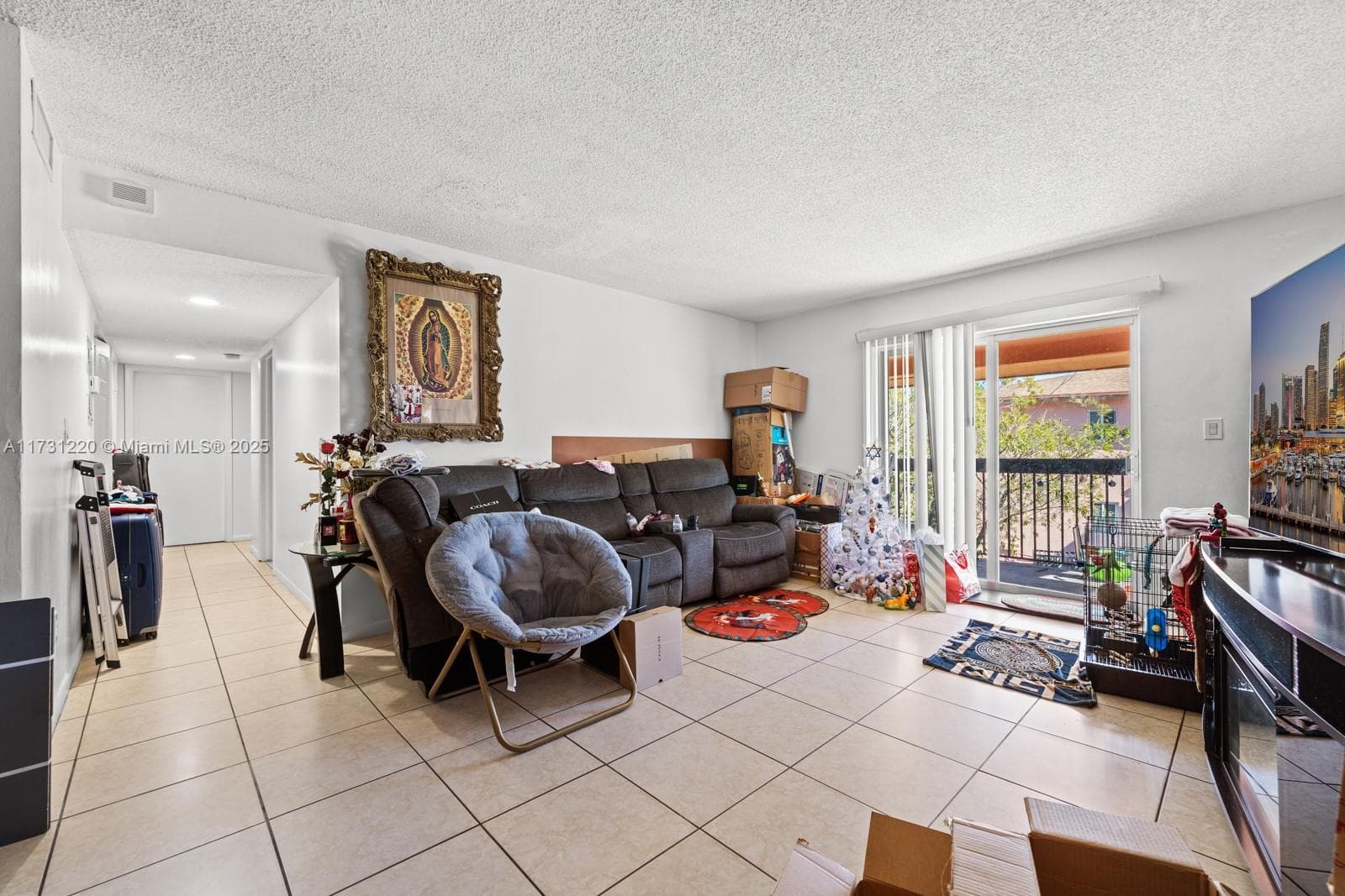 LAKEVIEW · #1122 in Miami - Photo 8