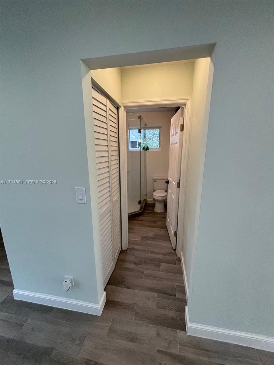1426 Arthur St photo 5