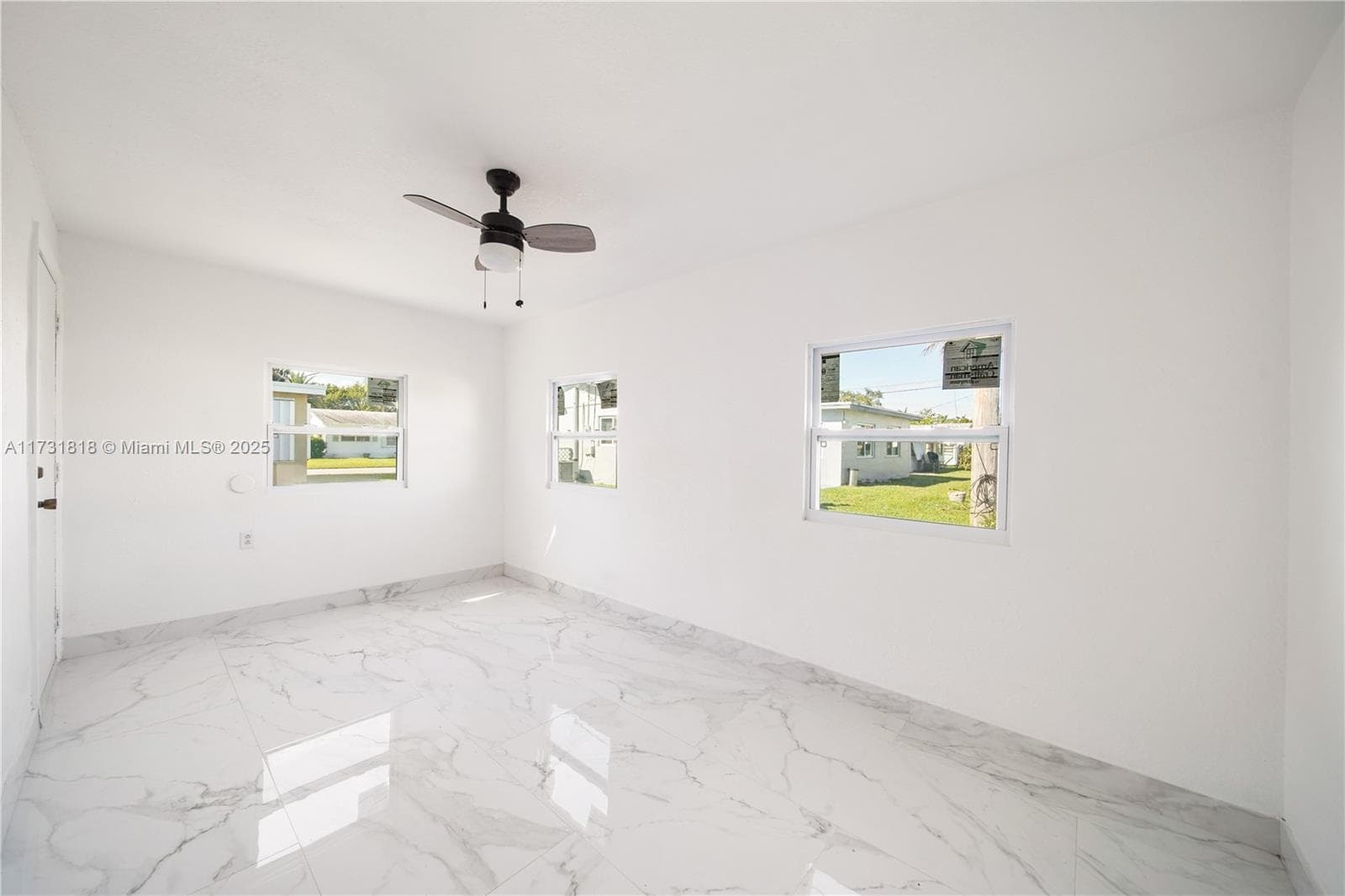 2709 NW 54th St photo 13