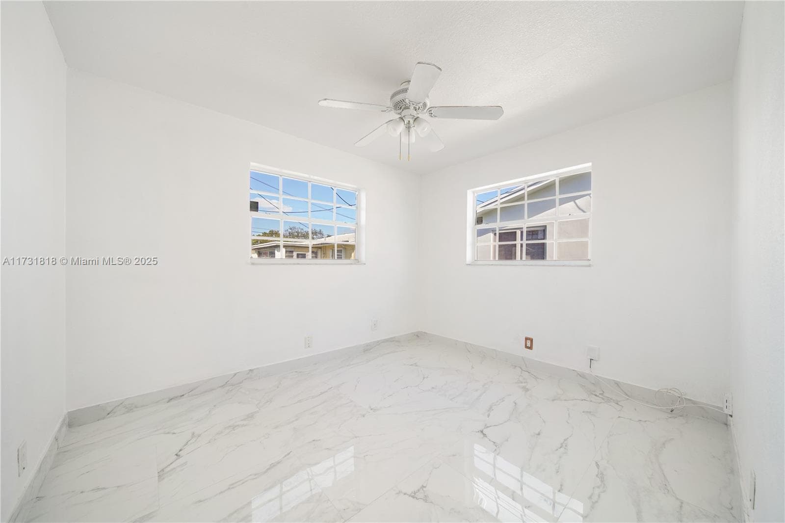 2709 NW 54th St photo 14
