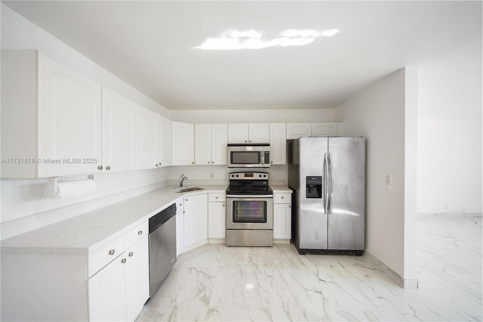 2709 NW 54th St photo 18