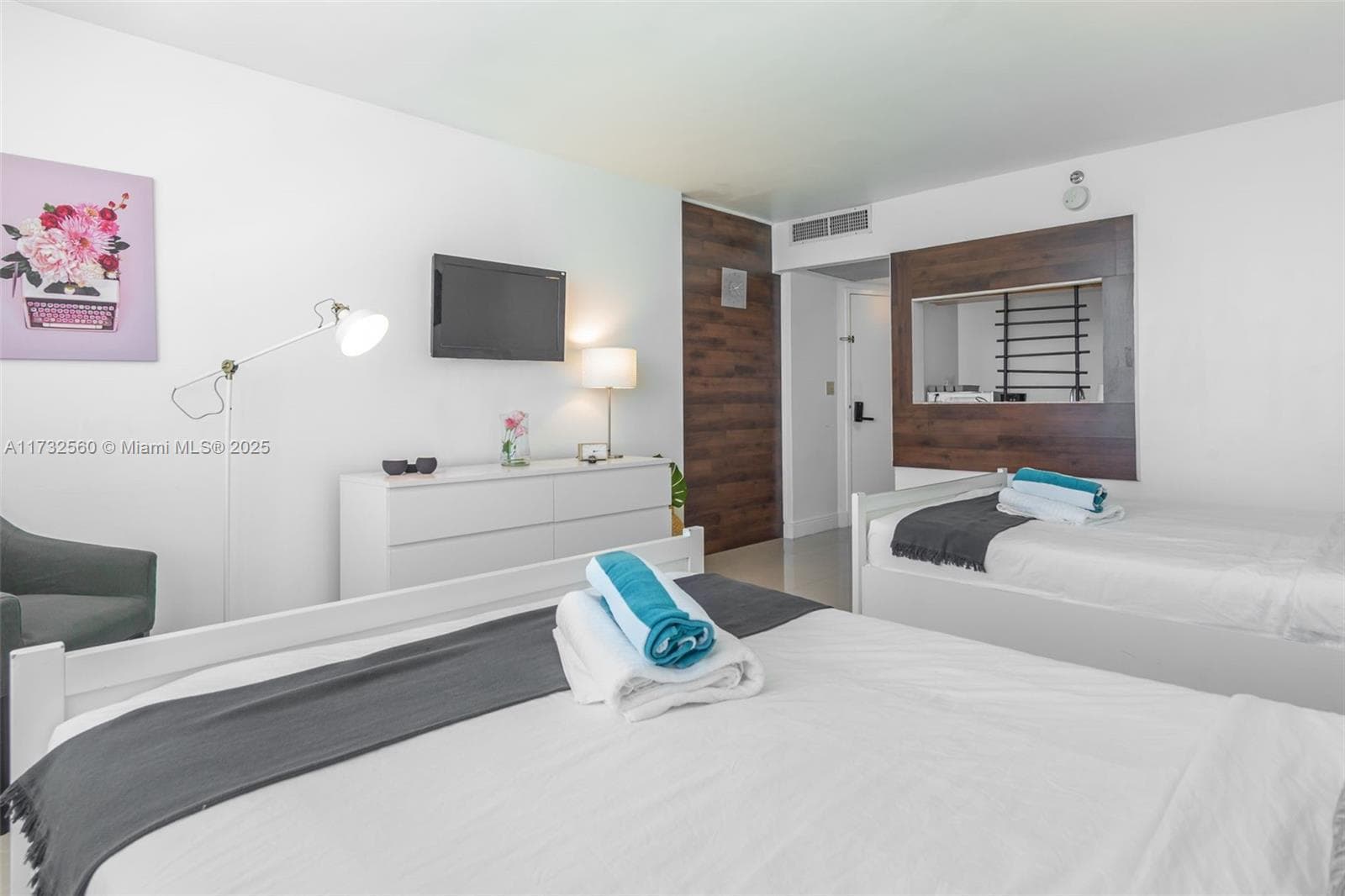 Castle Beach Club · #1623 in Miami Beach - Photo 19