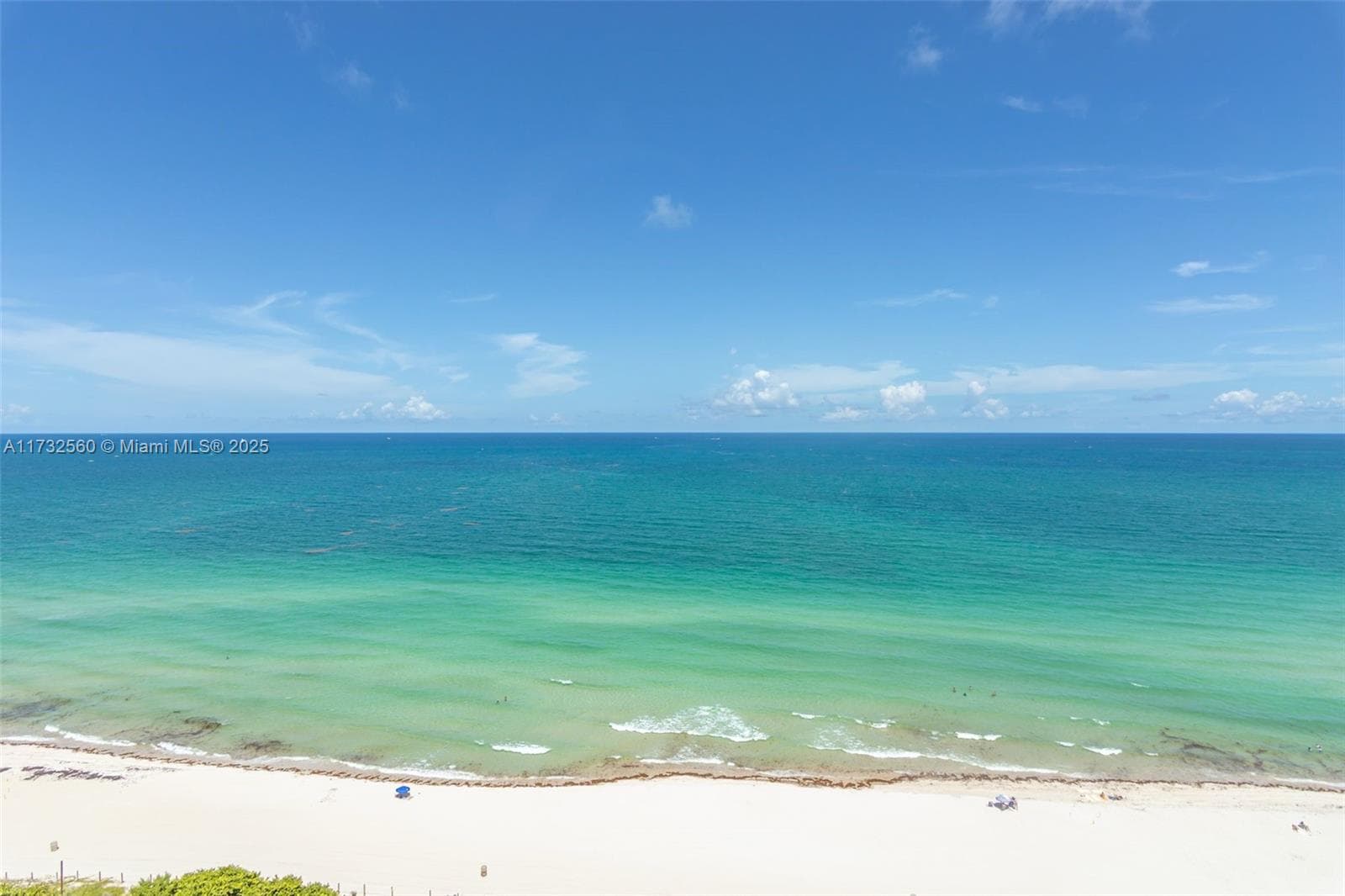 Castle Beach Club · #1623 in Miami Beach - Photo 8