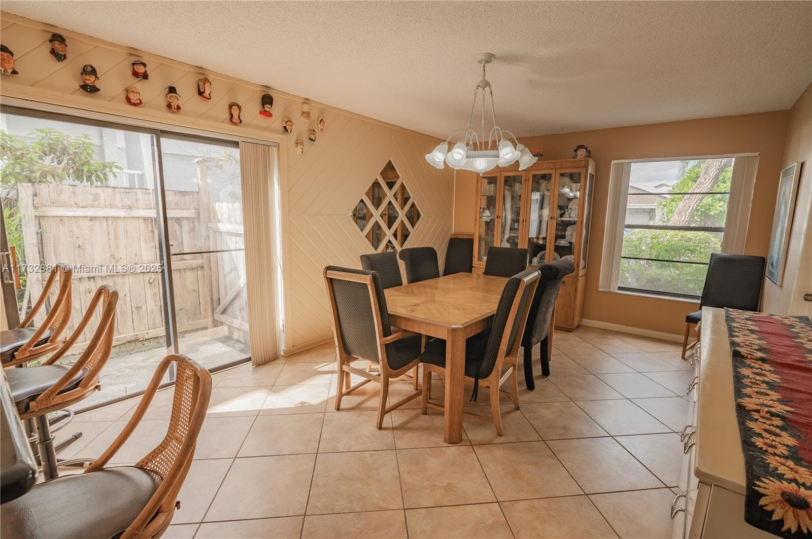 36 Eastmont Rd photo 15
