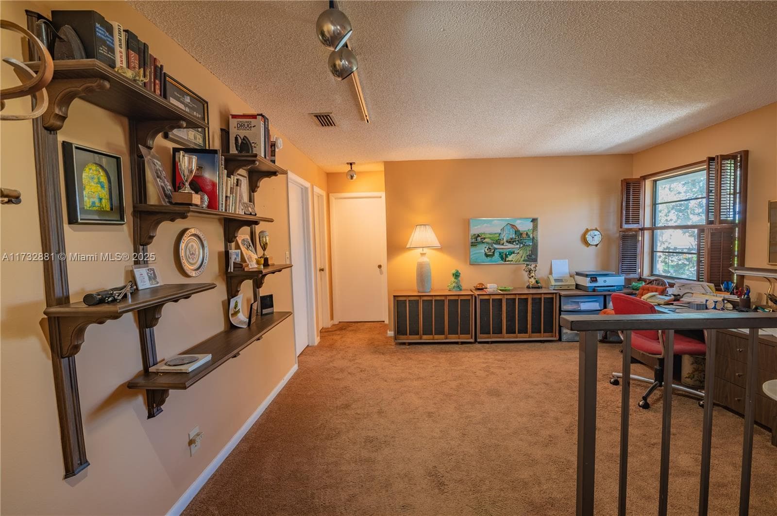 36 Eastmont Rd photo 19