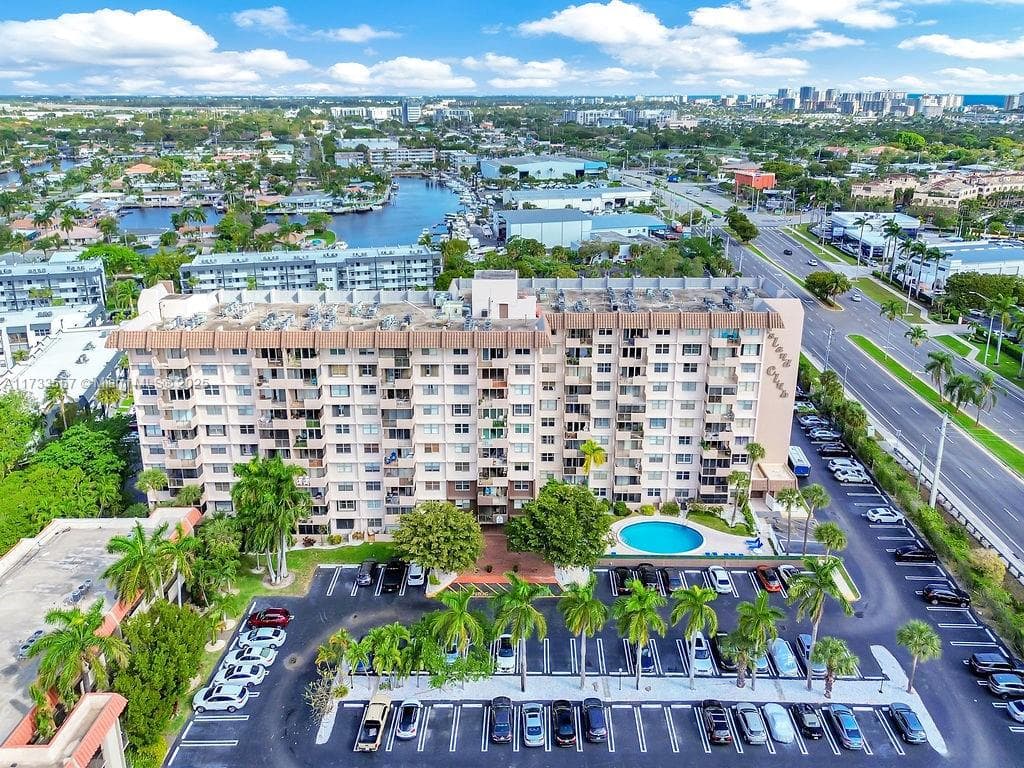 Island Club · #RP405 in Pompano Beach - Photo 1