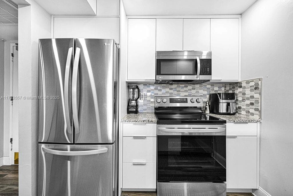 Island Club · #RP405 in Pompano Beach - Photo 11