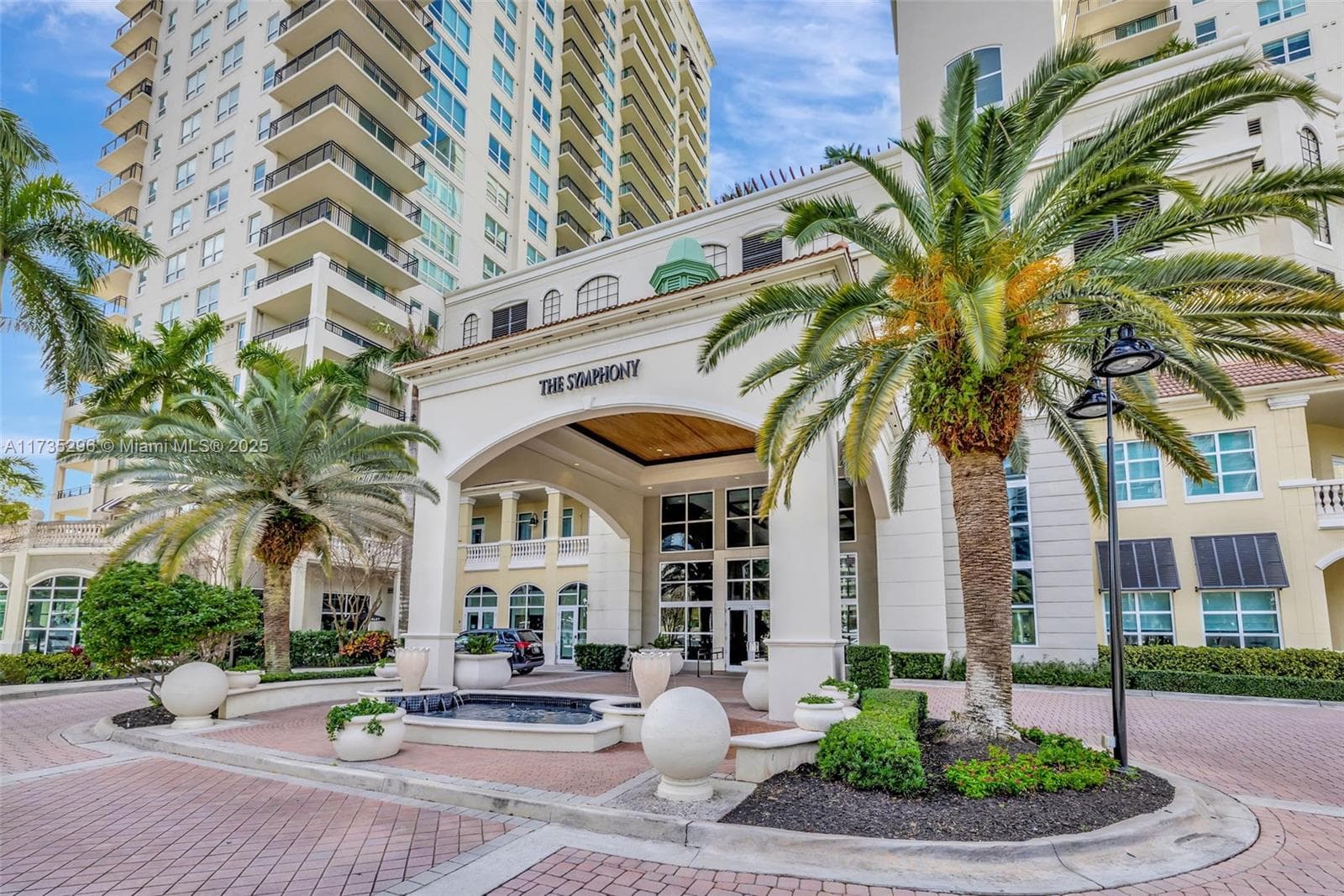 SYMPHONY CONDOMINIUM · #702S in Fort Lauderdale - Photo 3