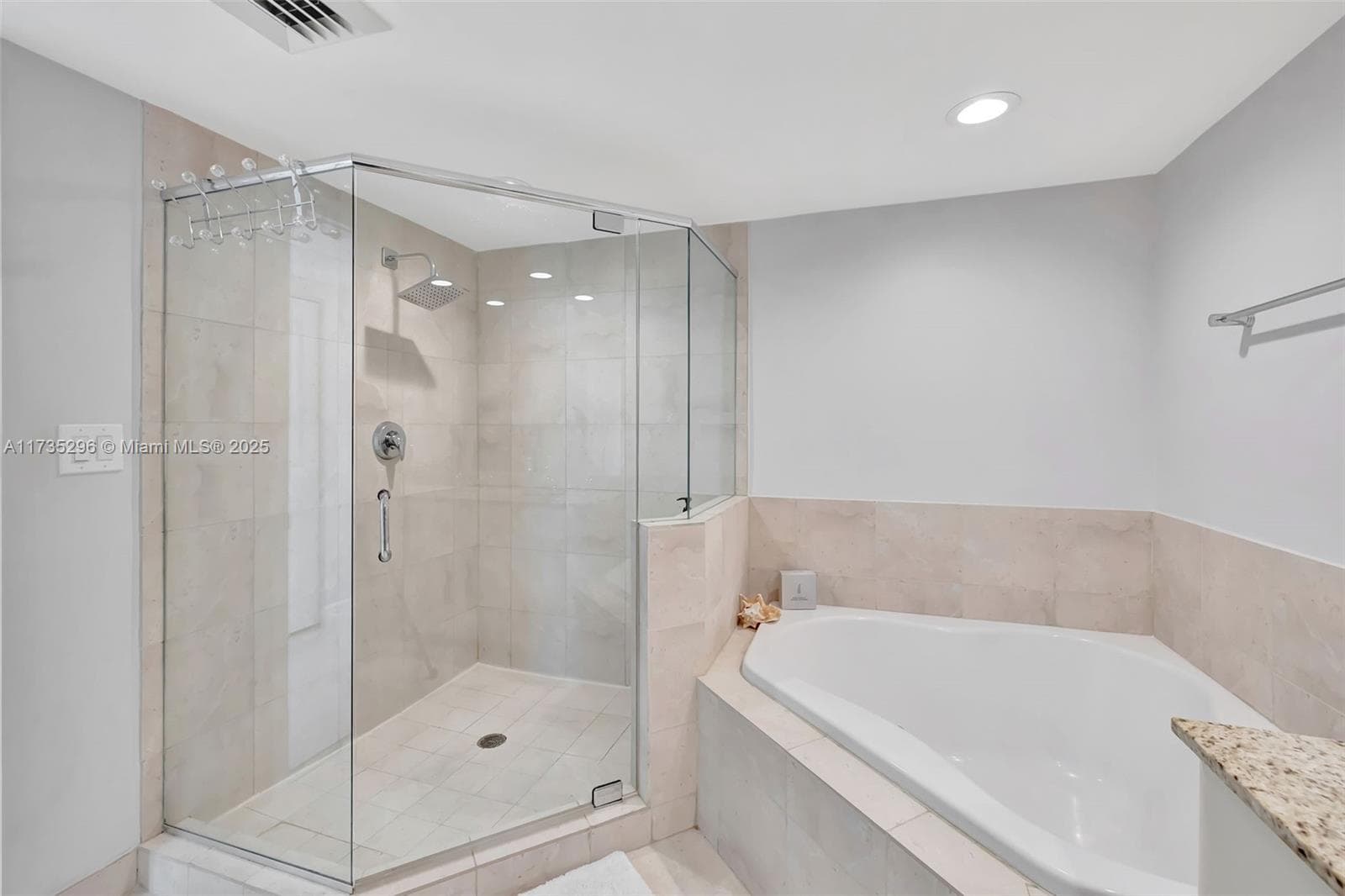 SYMPHONY CONDOMINIUM · #702S in Fort Lauderdale - Photo 29