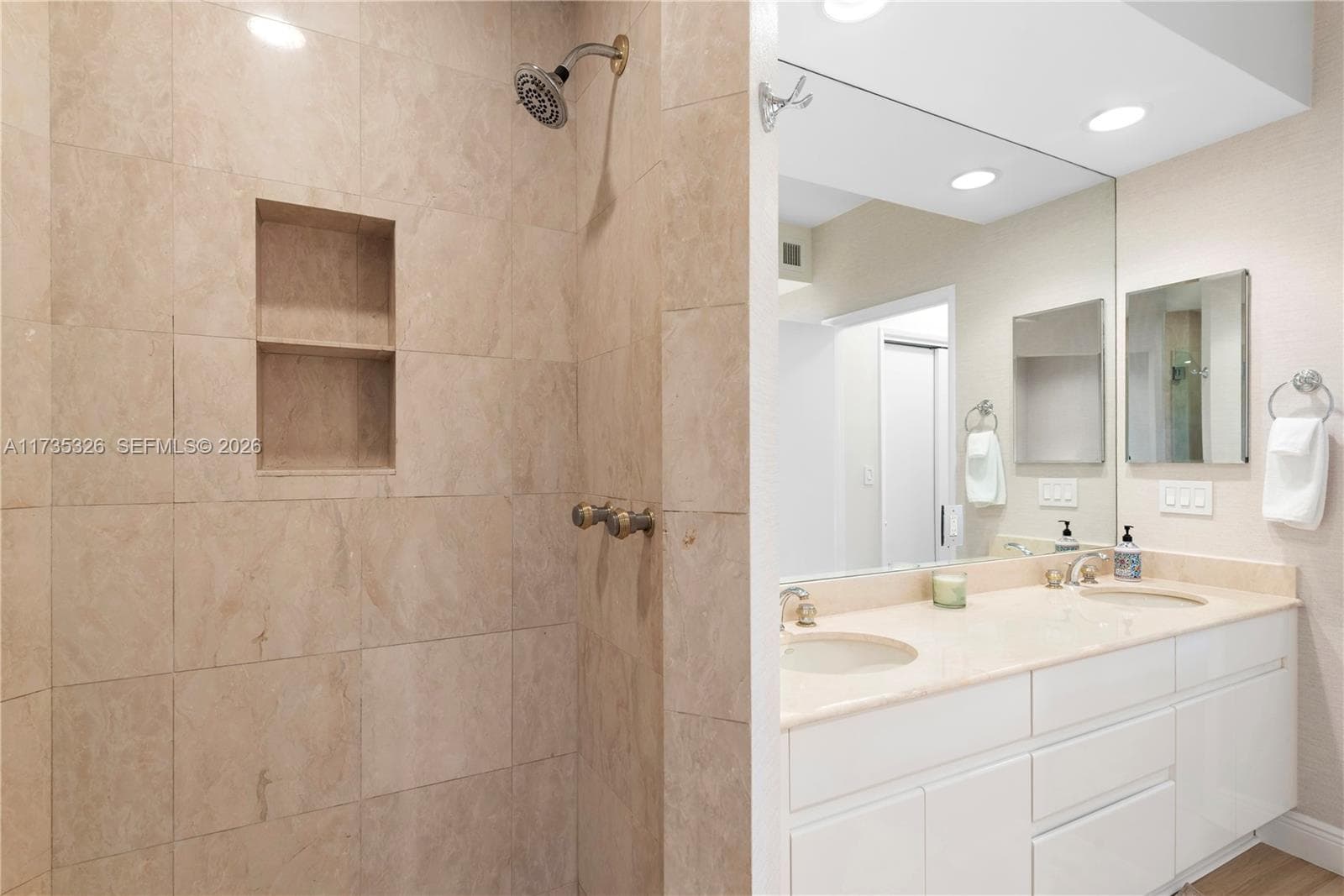 RESORT VILLA ONE CONDO · #405 in Key Biscayne - Photo 21