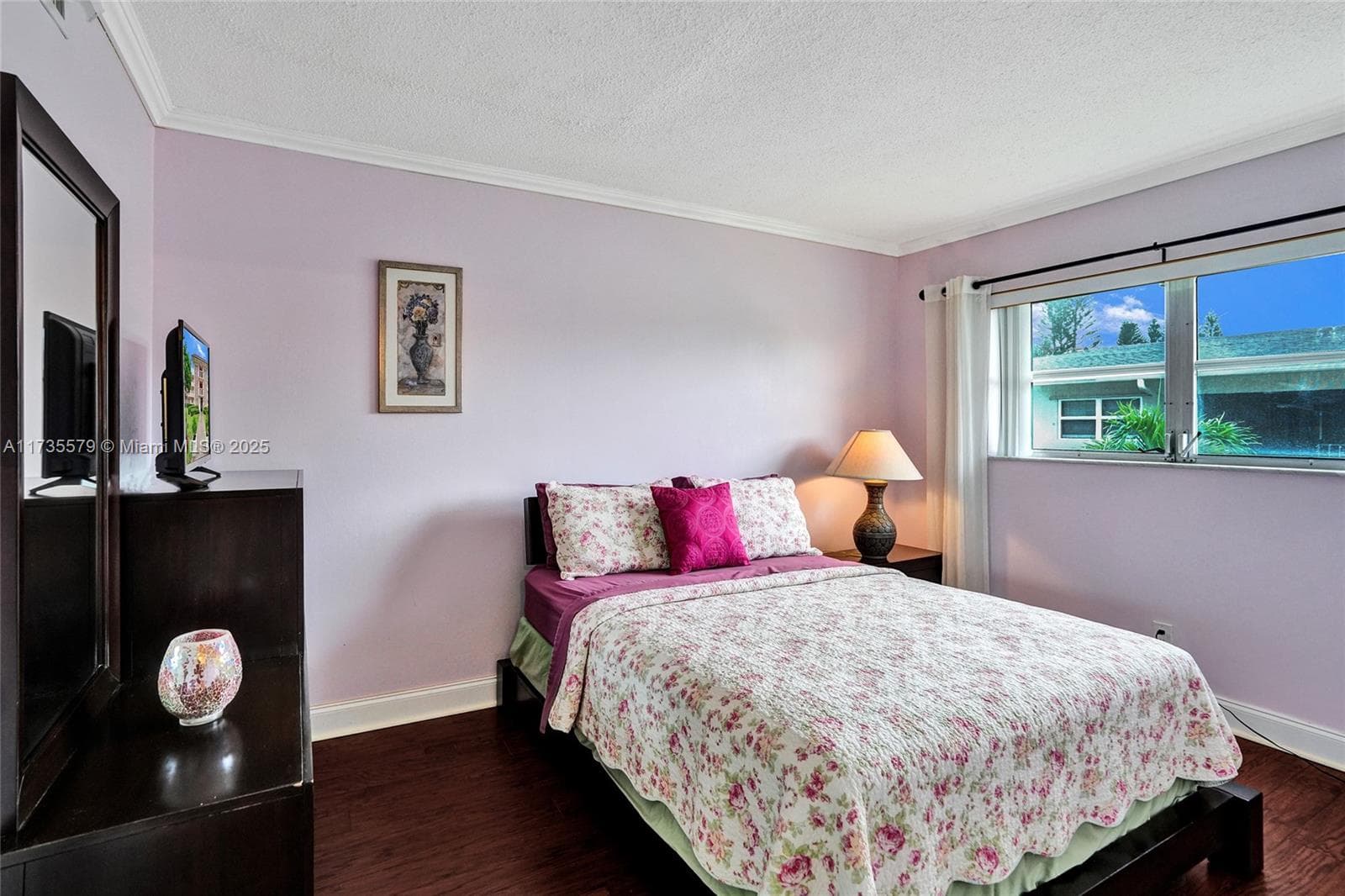 Hillcrest · #302 in Hollywood - Photo 6