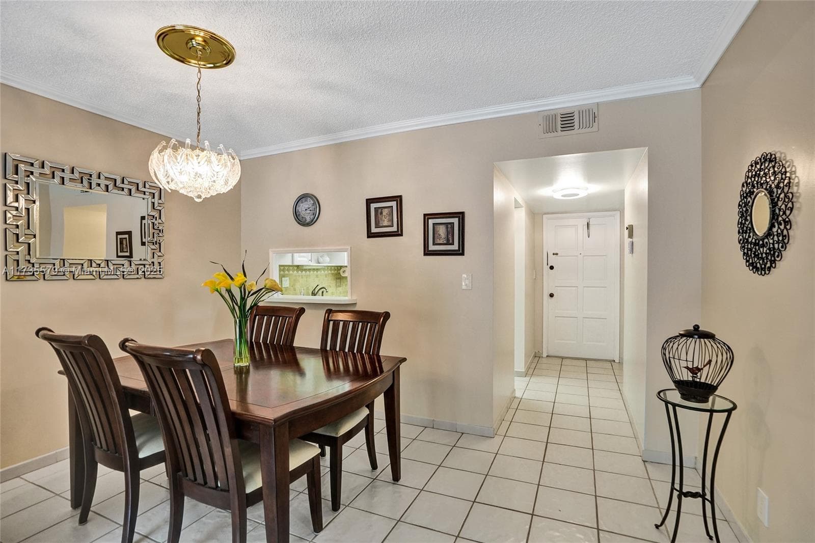 Hillcrest · #302 in Hollywood - Photo 4