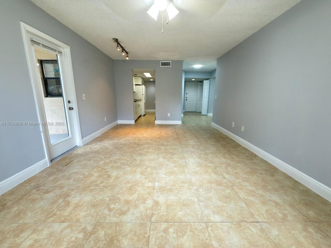 PALM AIRE GARDENS CONDO · #11 in Pompano Beach - Photo 6