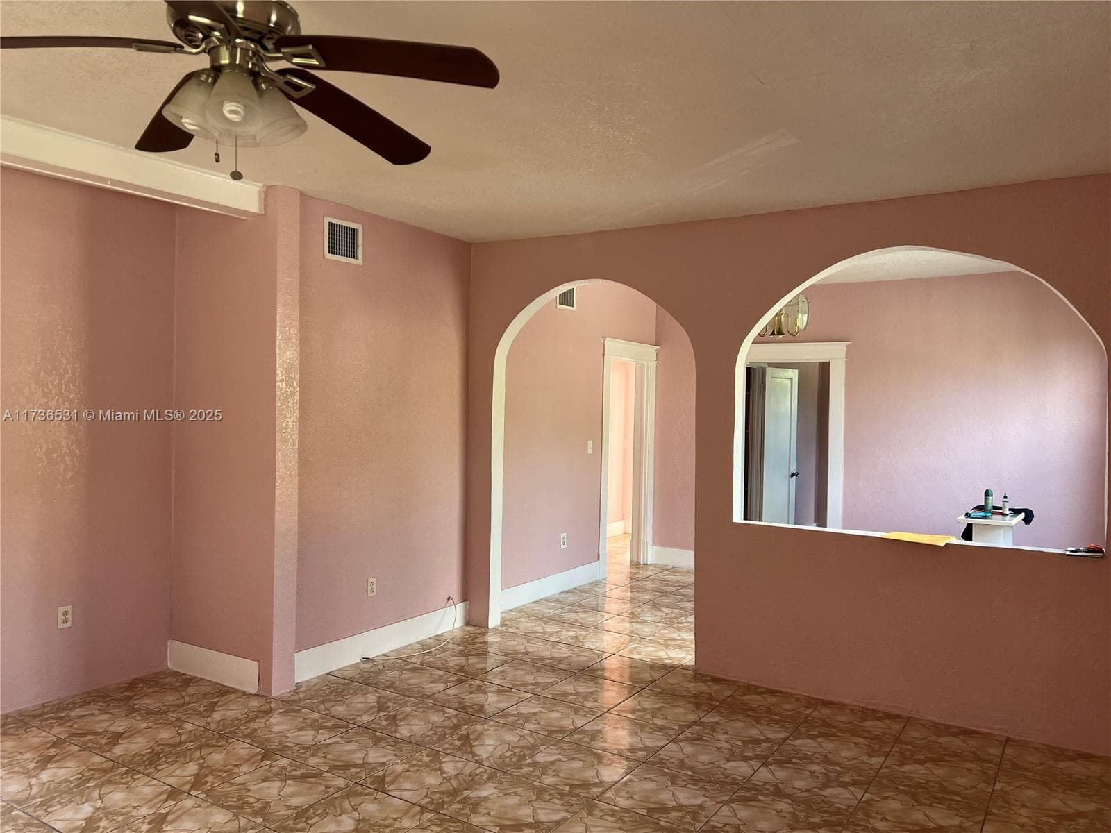 6730 NE MIAMI PL photo 7