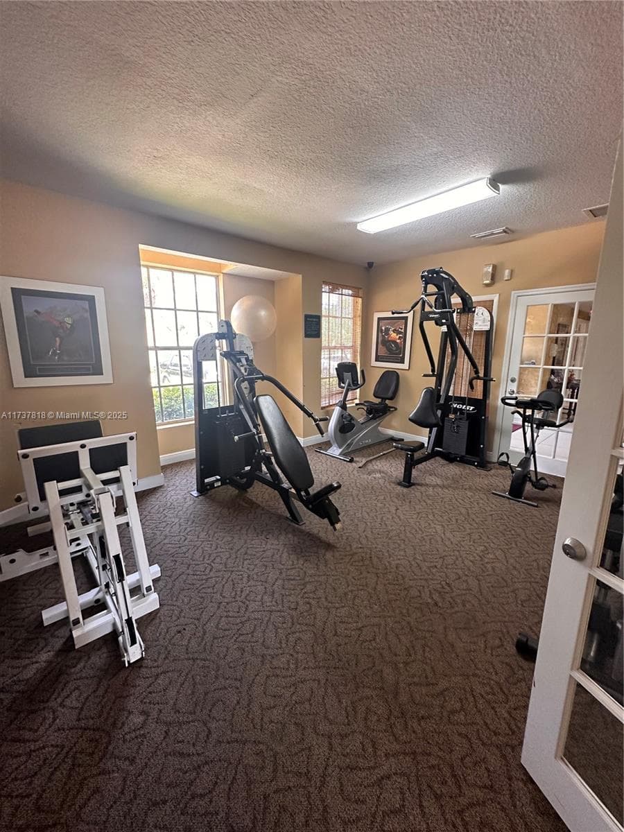 Royal :onciana · #1209 in Pompano Beach - Photo 14