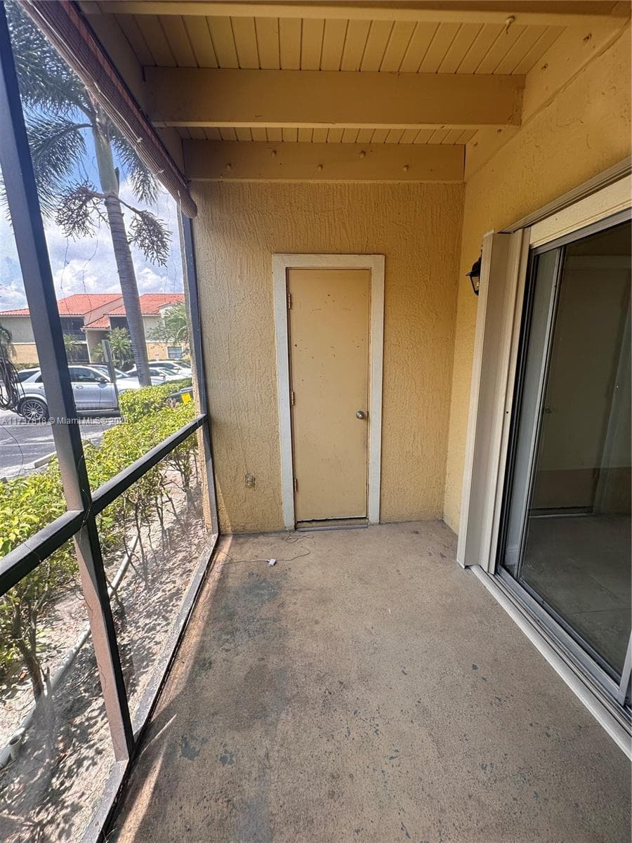 Royal :onciana · #1209 in Pompano Beach - Photo 11
