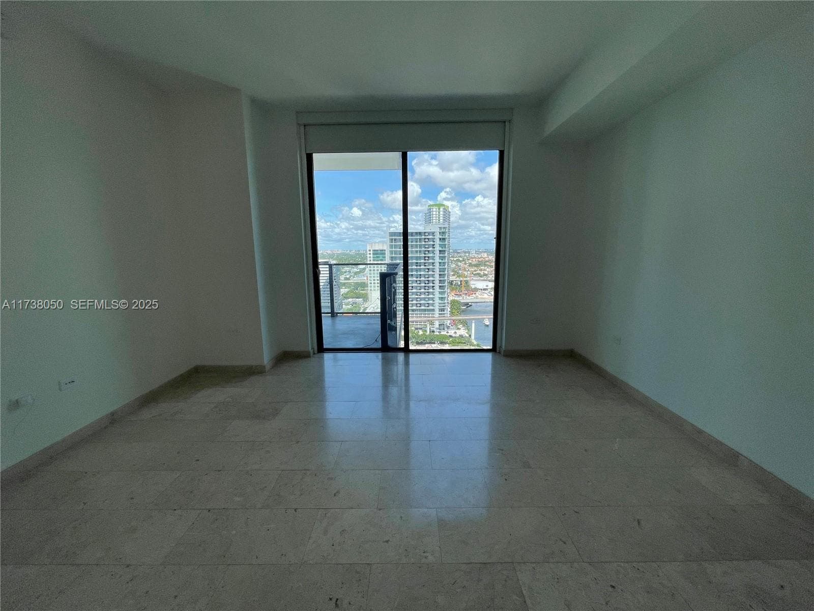 Reach Brickell City Centre · #2408 in Miami - Photo 14
