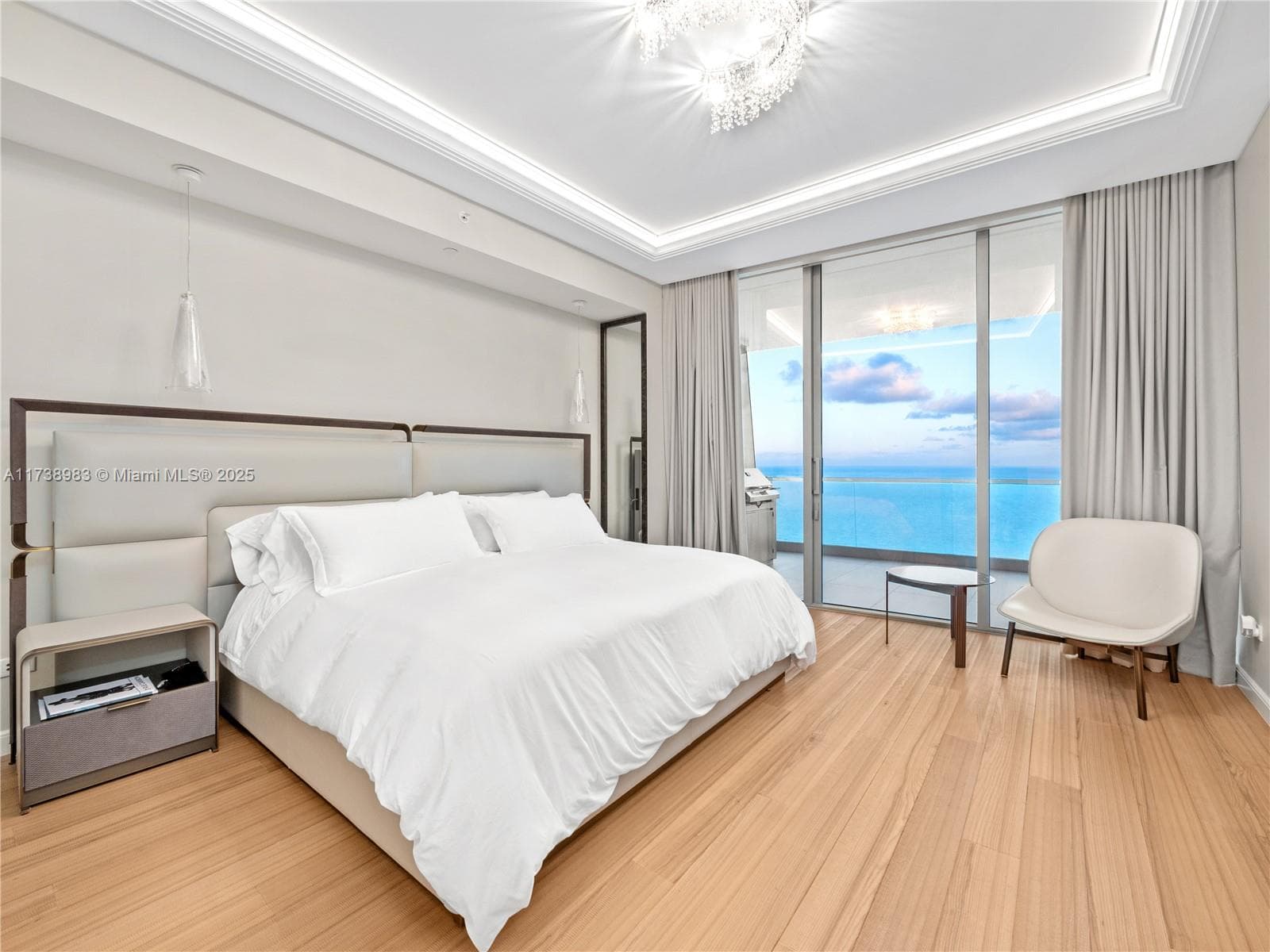 Turnberry Ocean Club · #2704 in Sunny Isles Beach - Photo 12