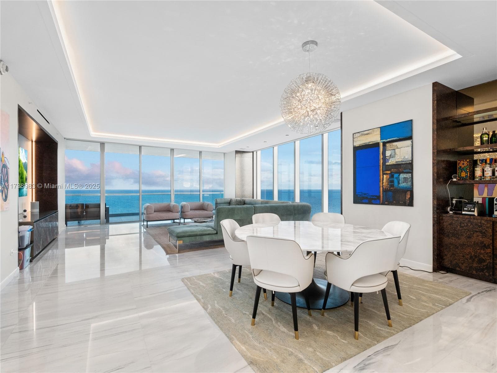 Turnberry Ocean Club · #2704 in Sunny Isles Beach - Photo 4