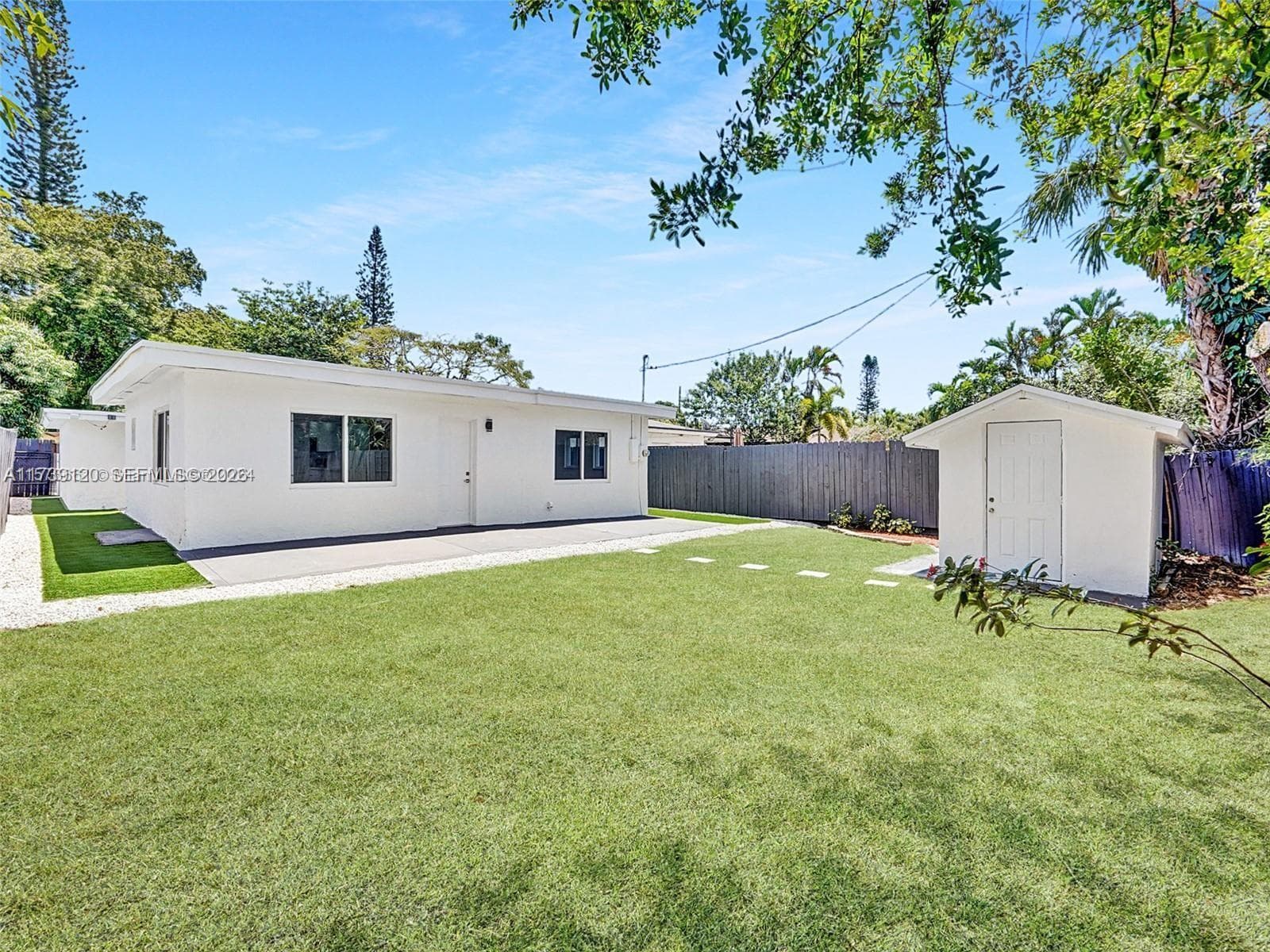 1609 NW 7th Ter photo 30
