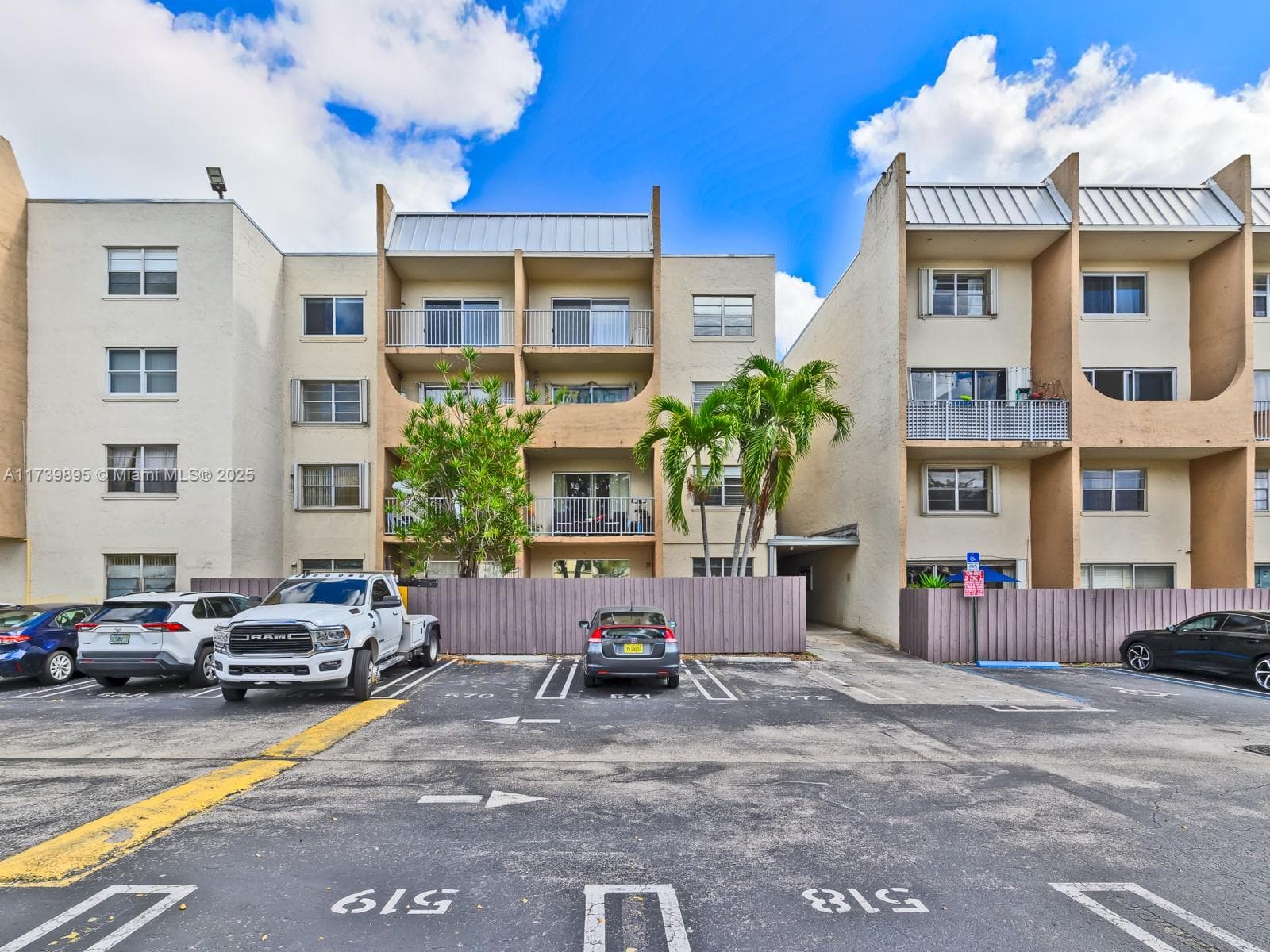 THE BERKELEY CONDO · #114 in Miami - Photo 2