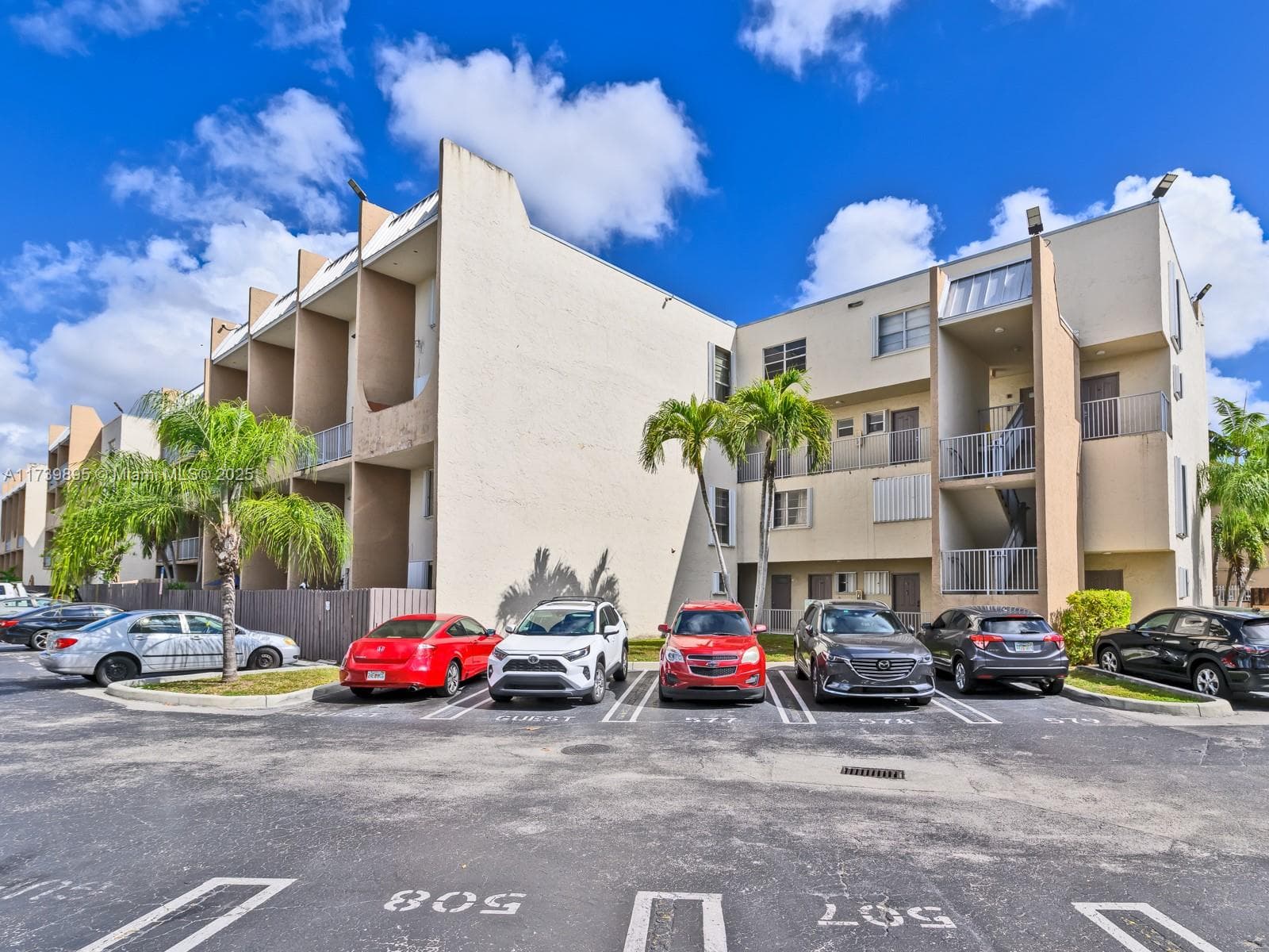THE BERKELEY CONDO · #114 in Miami - Photo 6