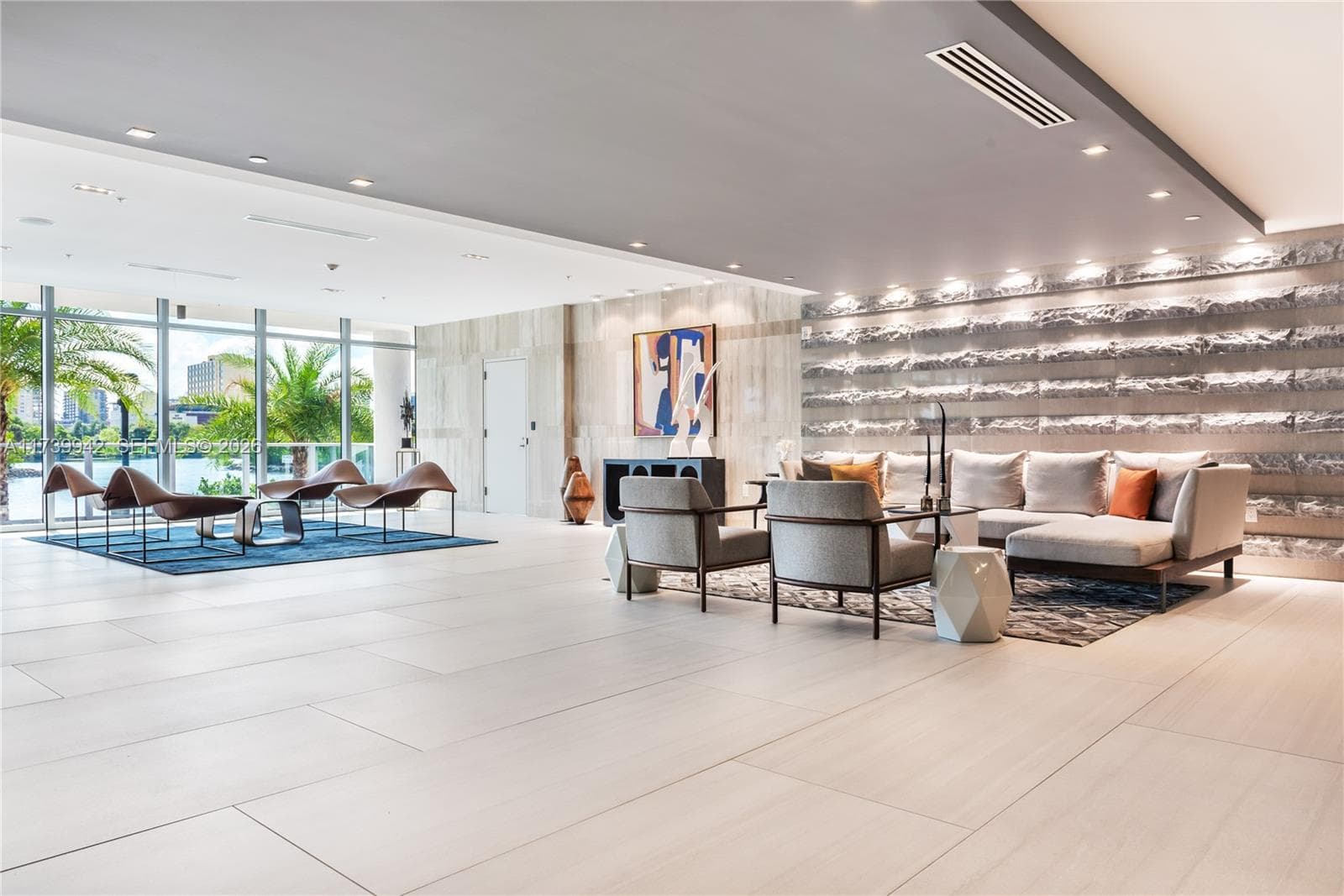 400' of Waterfront