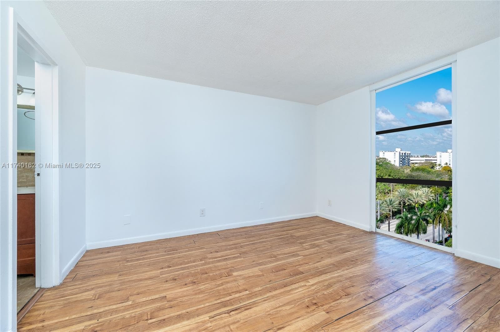 SAILBOAT CAY CONDO · #807 in North Miami - Photo 25