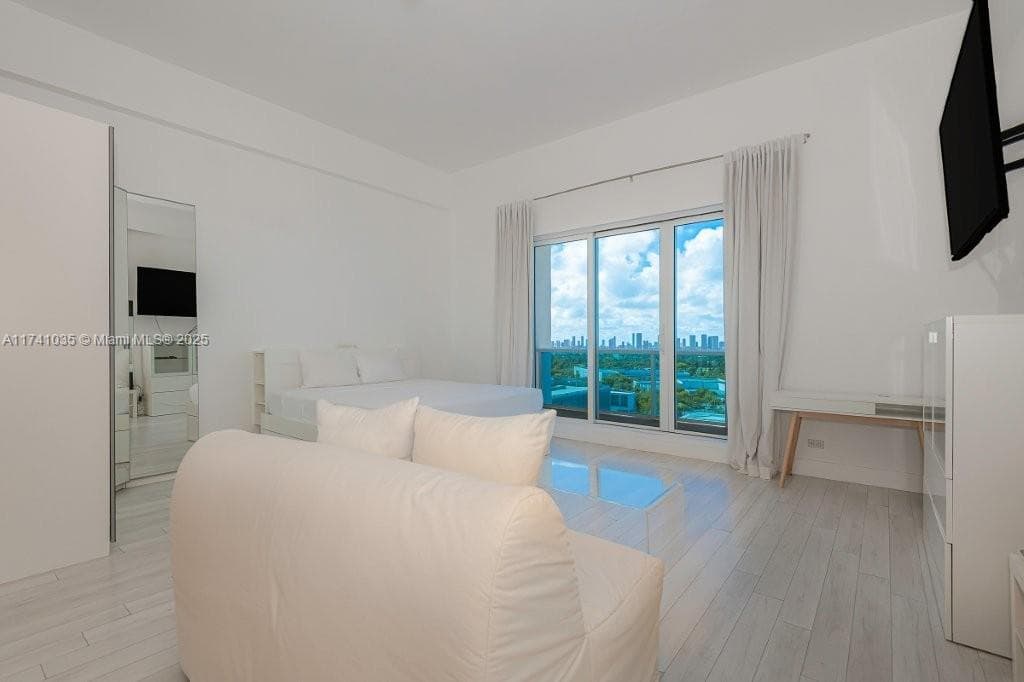 Roney Palace · #1629 in Miami Beach - Photo 16