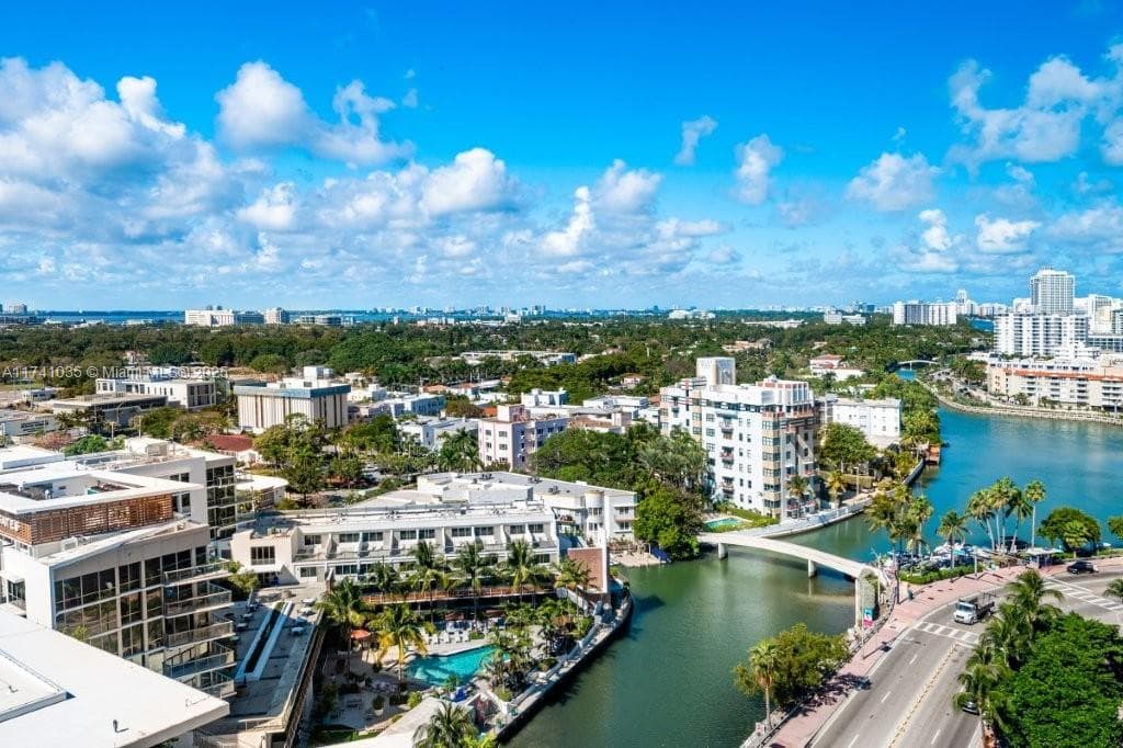 Roney Palace · #1629 in Miami Beach - Photo 24