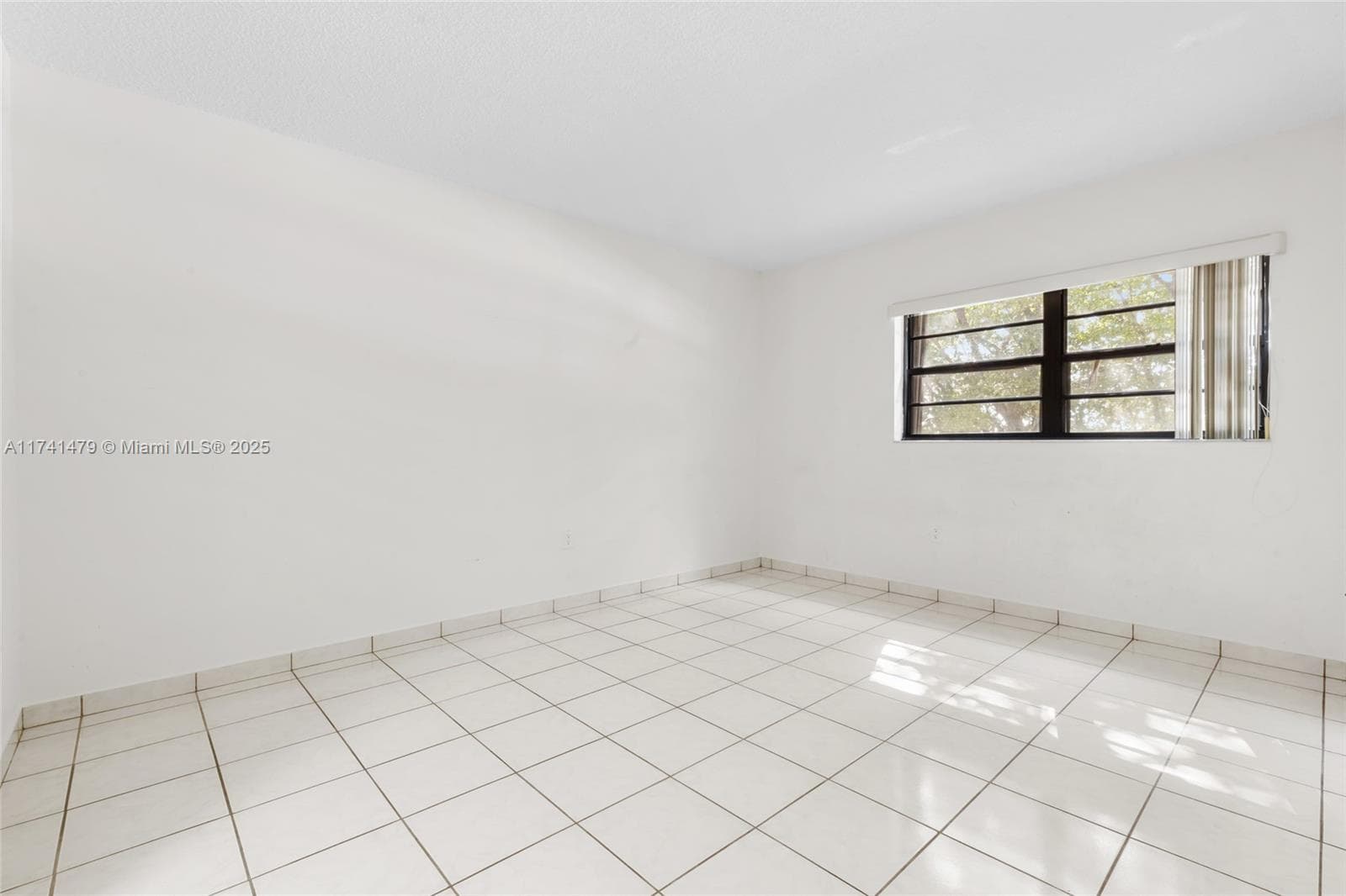 WESTCHESTER POINT · #223 in Miami - Photo 34