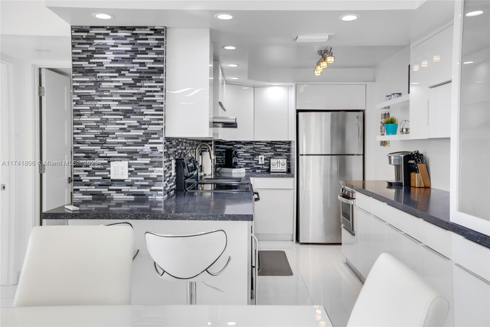 GALT OCEAN TERRACE · #604 in Fort Lauderdale - Photo 2