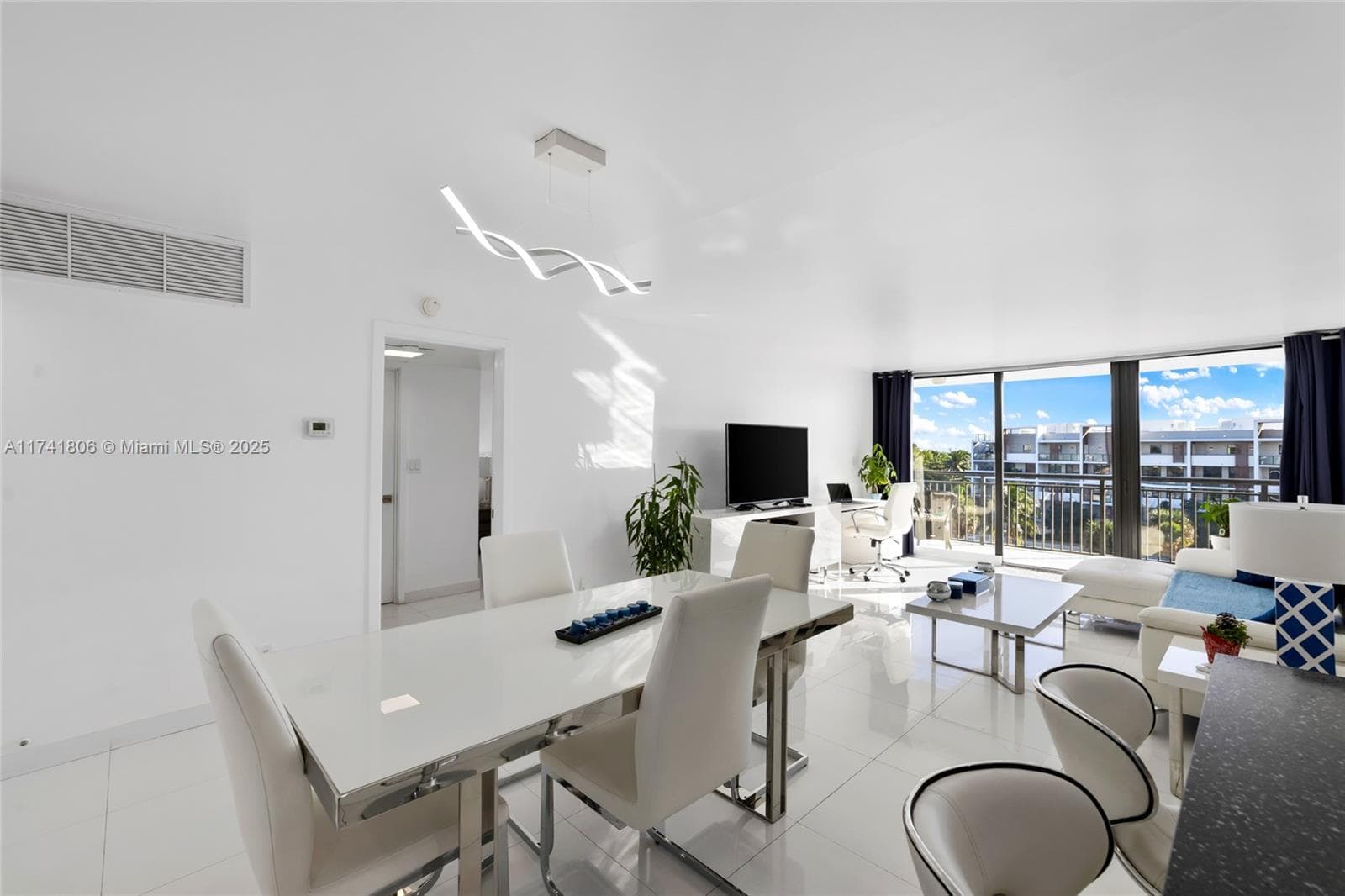 GALT OCEAN TERRACE · #604 in Fort Lauderdale - Photo 8