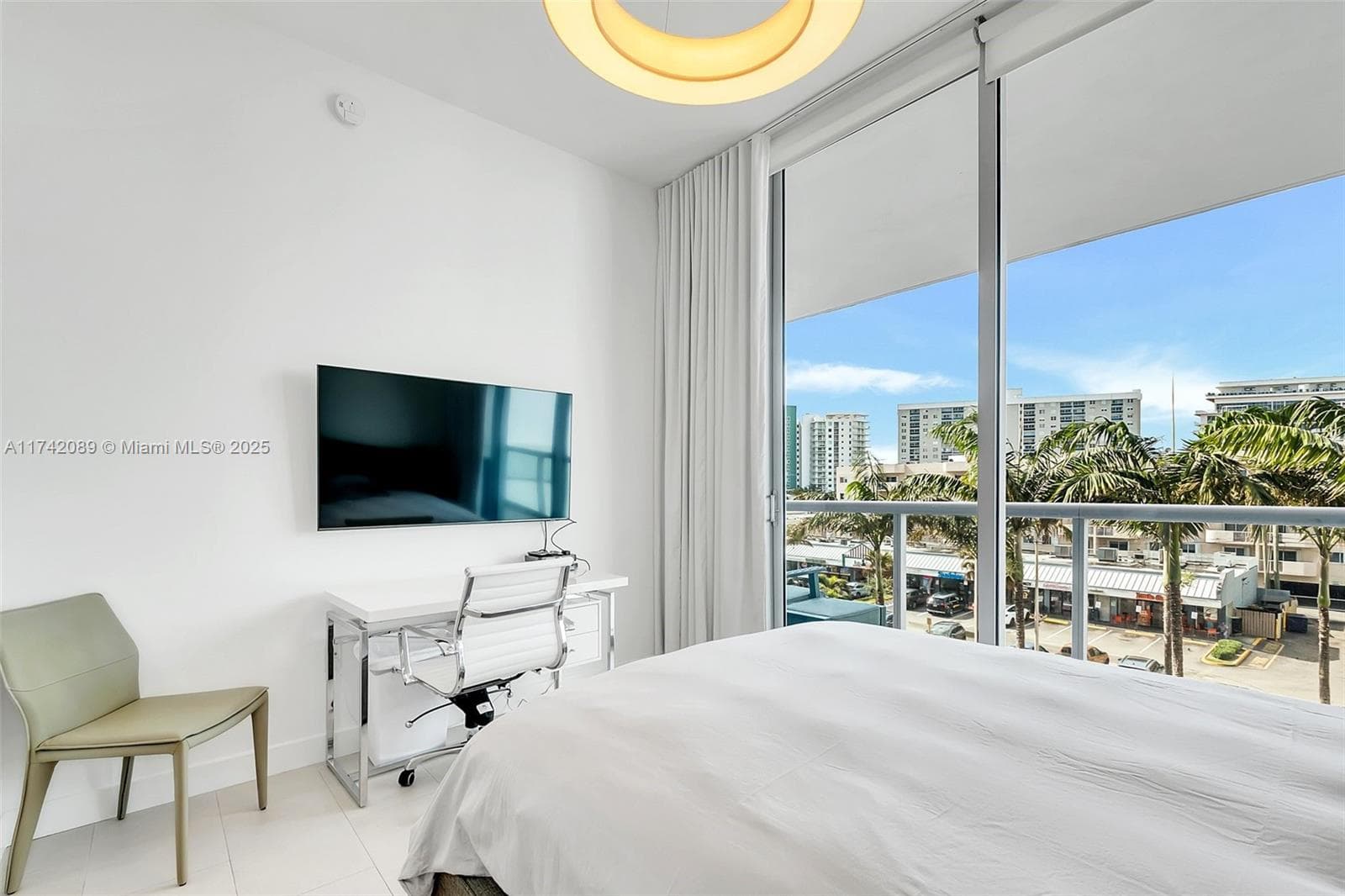Carillon Miami Beach · #312 in Miami Beach - Photo 16