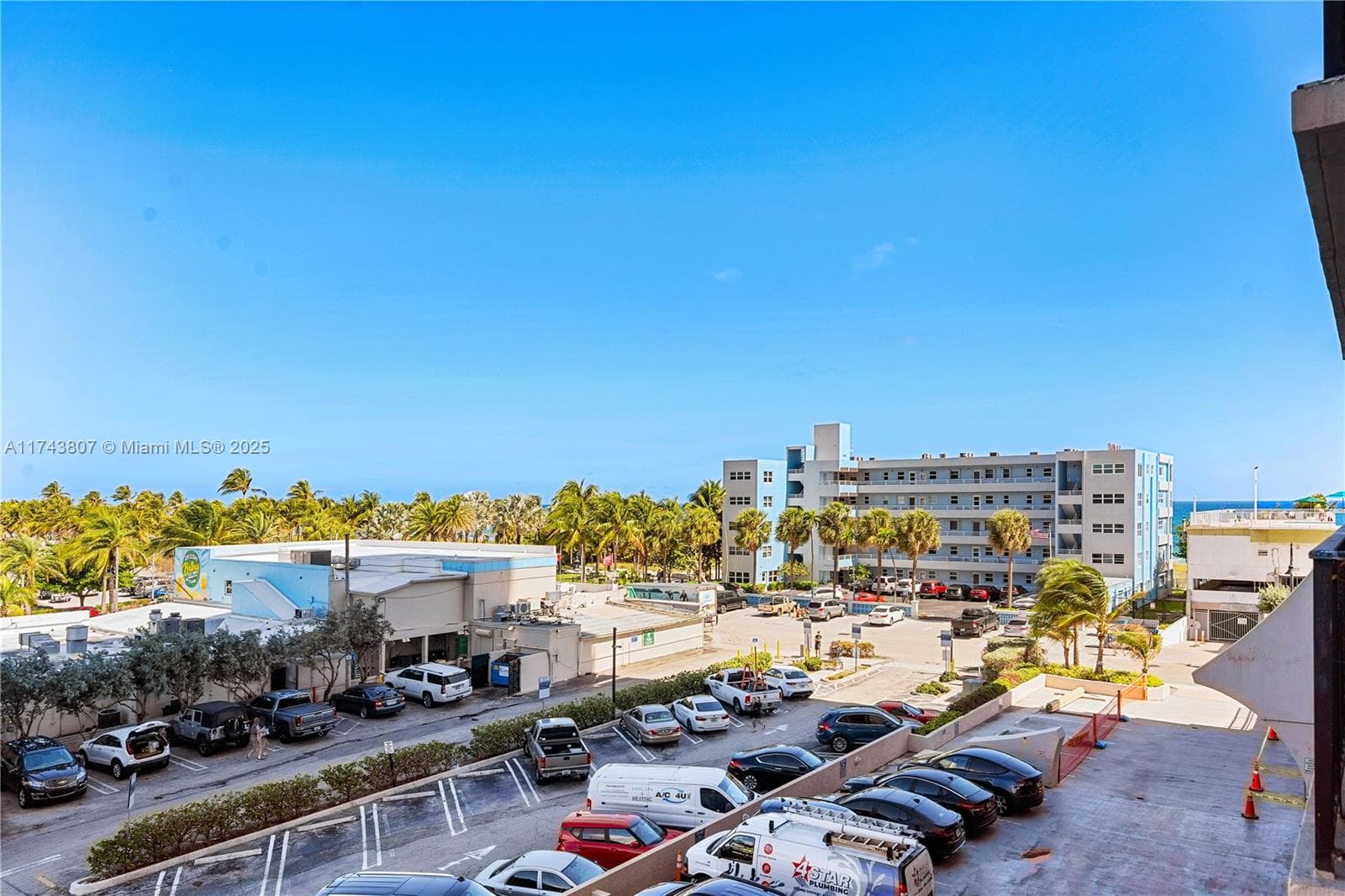 Pompano Beach Club North · #409 in Pompano Beach - Photo 18