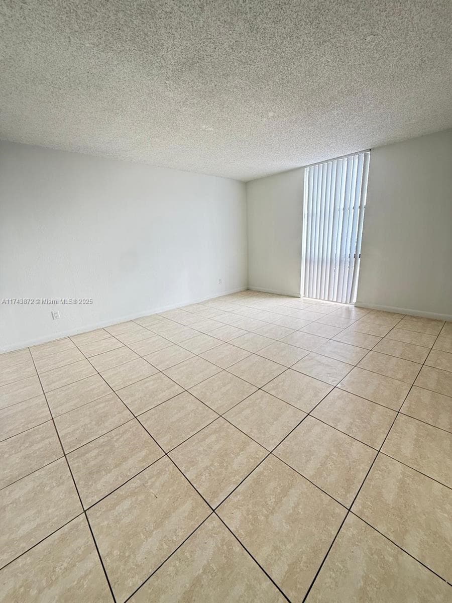 SAILBOAT CAY CONDO · #1114 in North Miami - Photo 16