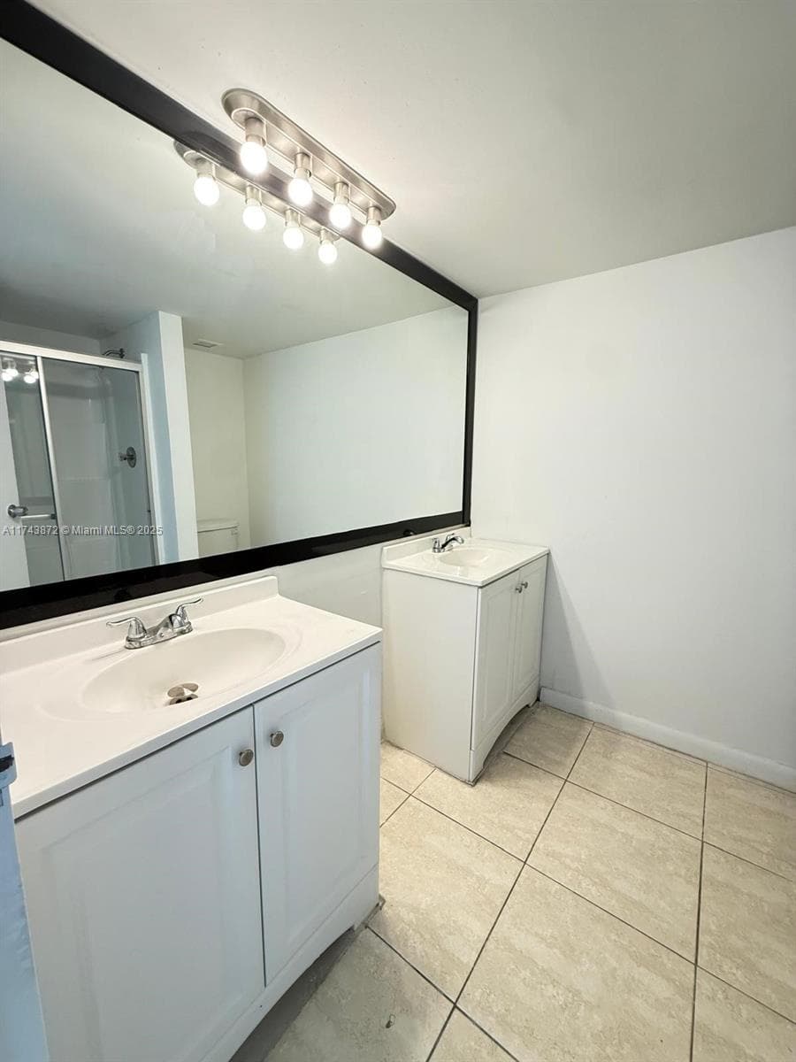 SAILBOAT CAY CONDO · #1114 in North Miami - Photo 12