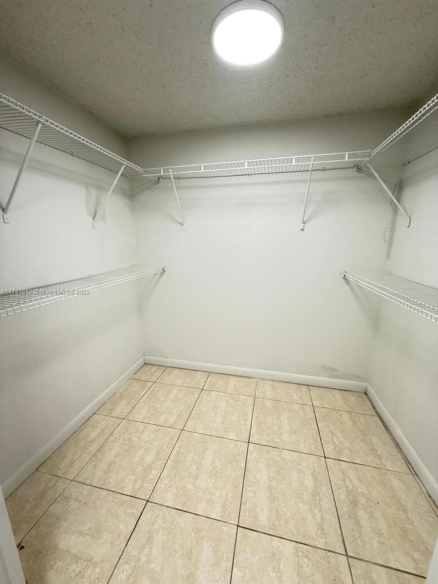 SAILBOAT CAY CONDO · #1114 in North Miami - Photo 15