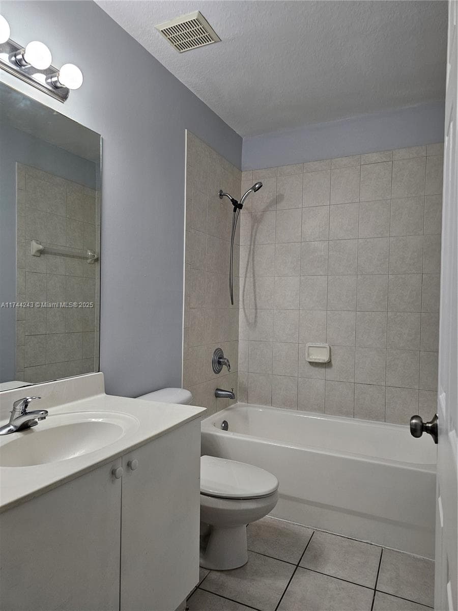 14122 SW 260th St #103 photo 8