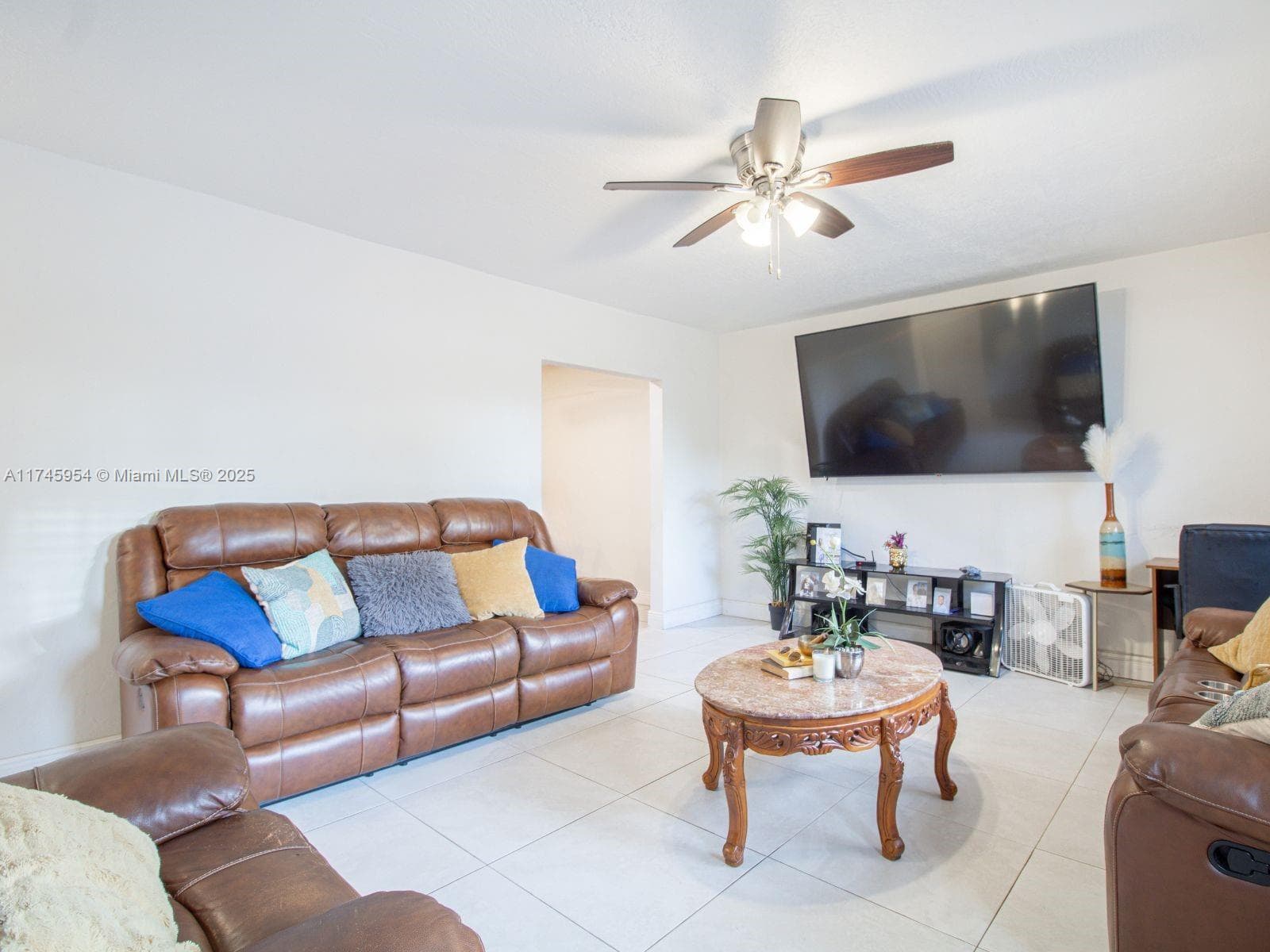 13493 NW 8th Ave photo 5