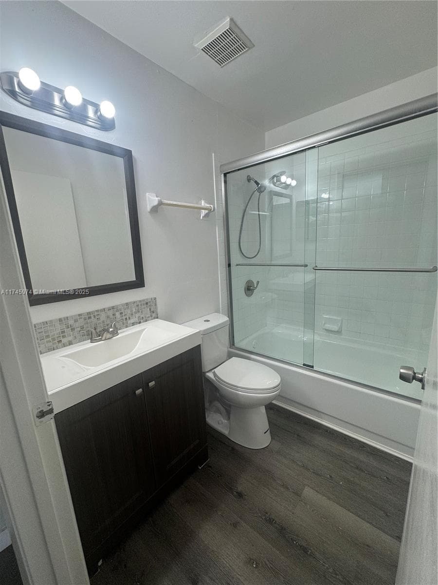 Summer Lake · #106 in Oakland Park - Photo 12