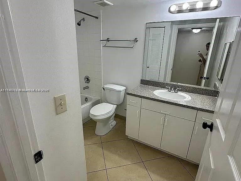 EVERGREEN LAKES CONDO · #101 in Coconut Creek - Photo 14