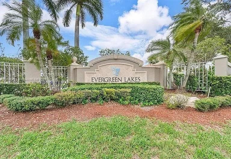 EVERGREEN LAKES CONDO · #101 in Coconut Creek - Photo 15