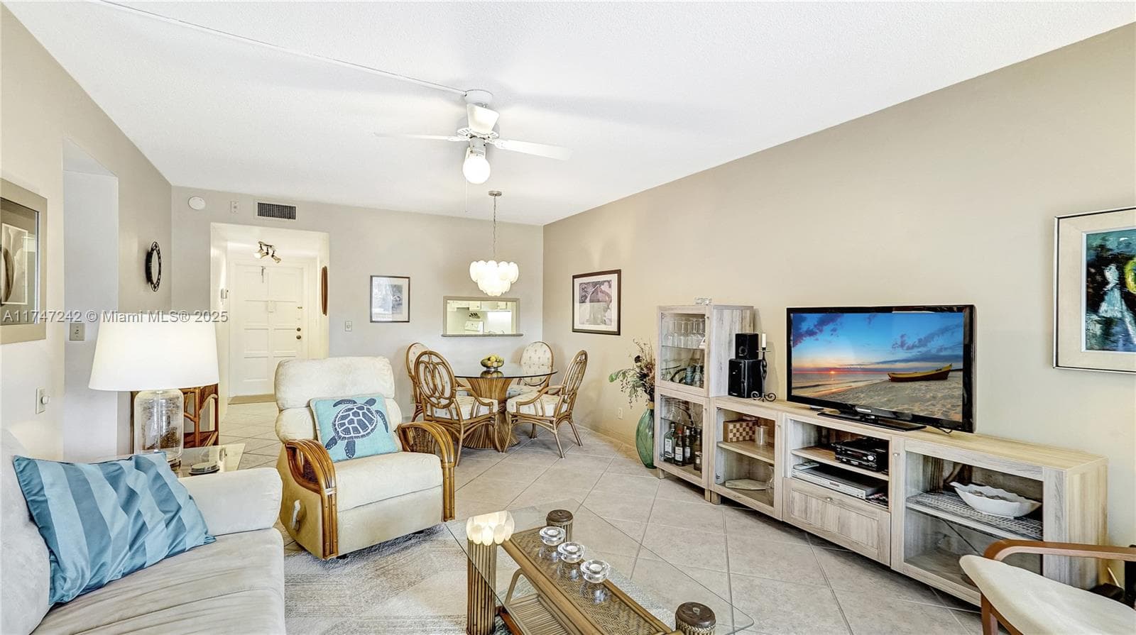 Hillcrest · #103 in Hollywood - Photo 13