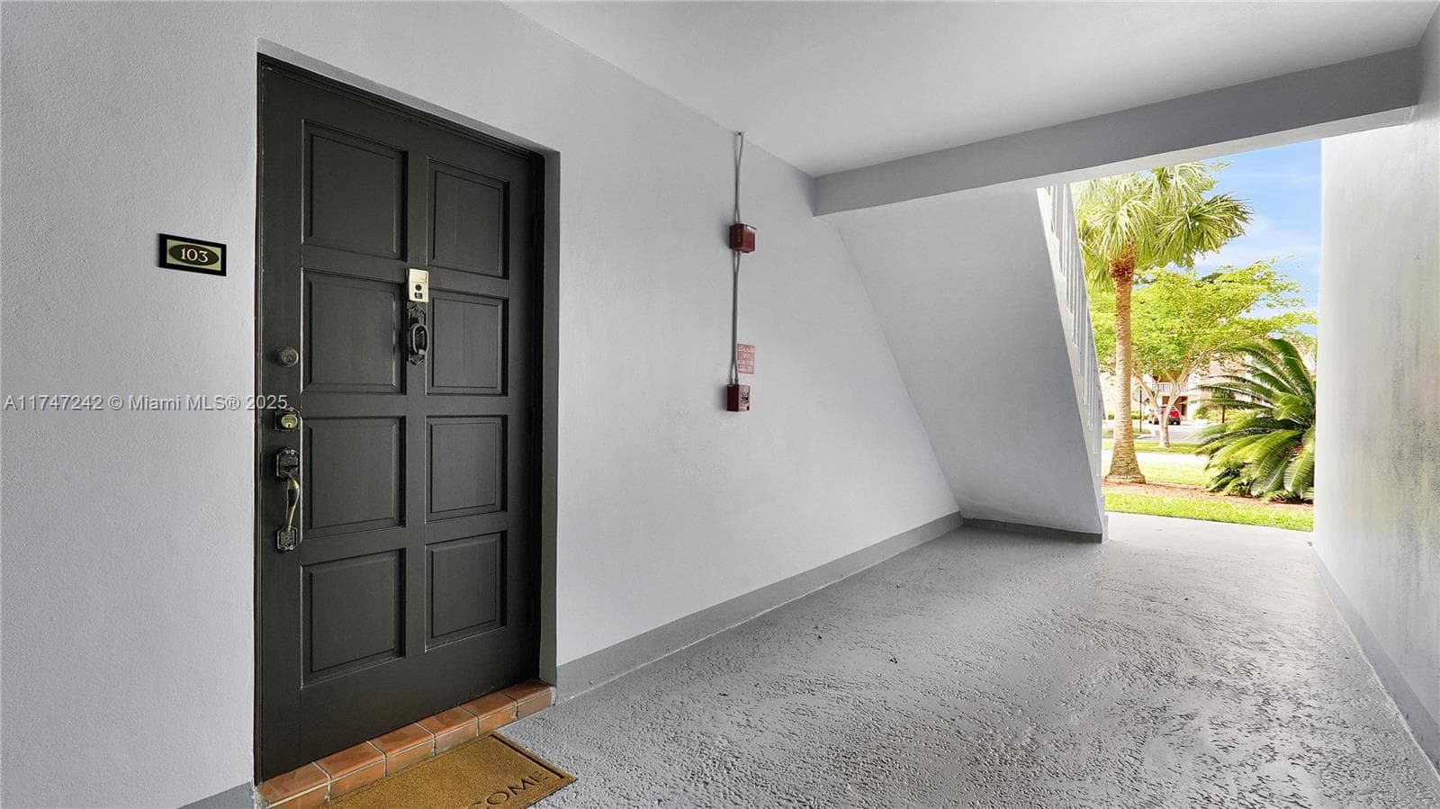 Hillcrest · #103 in Hollywood - Photo 29