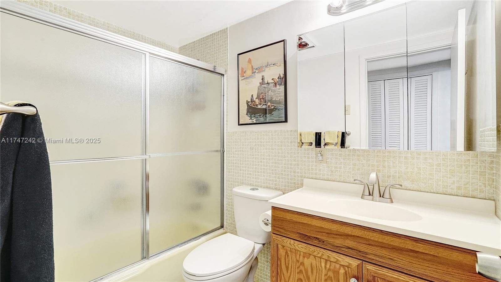Hillcrest · #103 in Hollywood - Photo 4