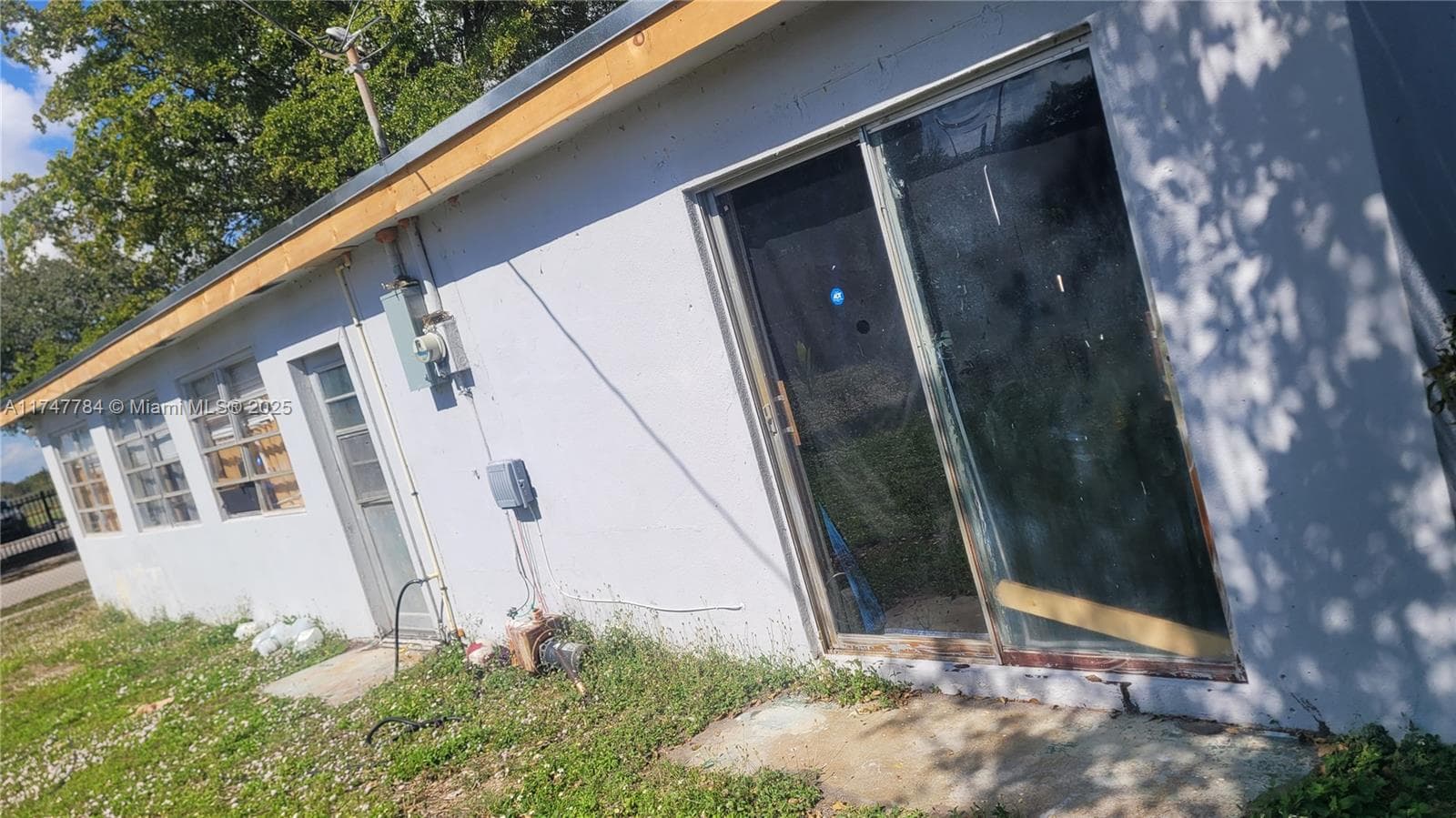 3290 NW 13th St photo 5