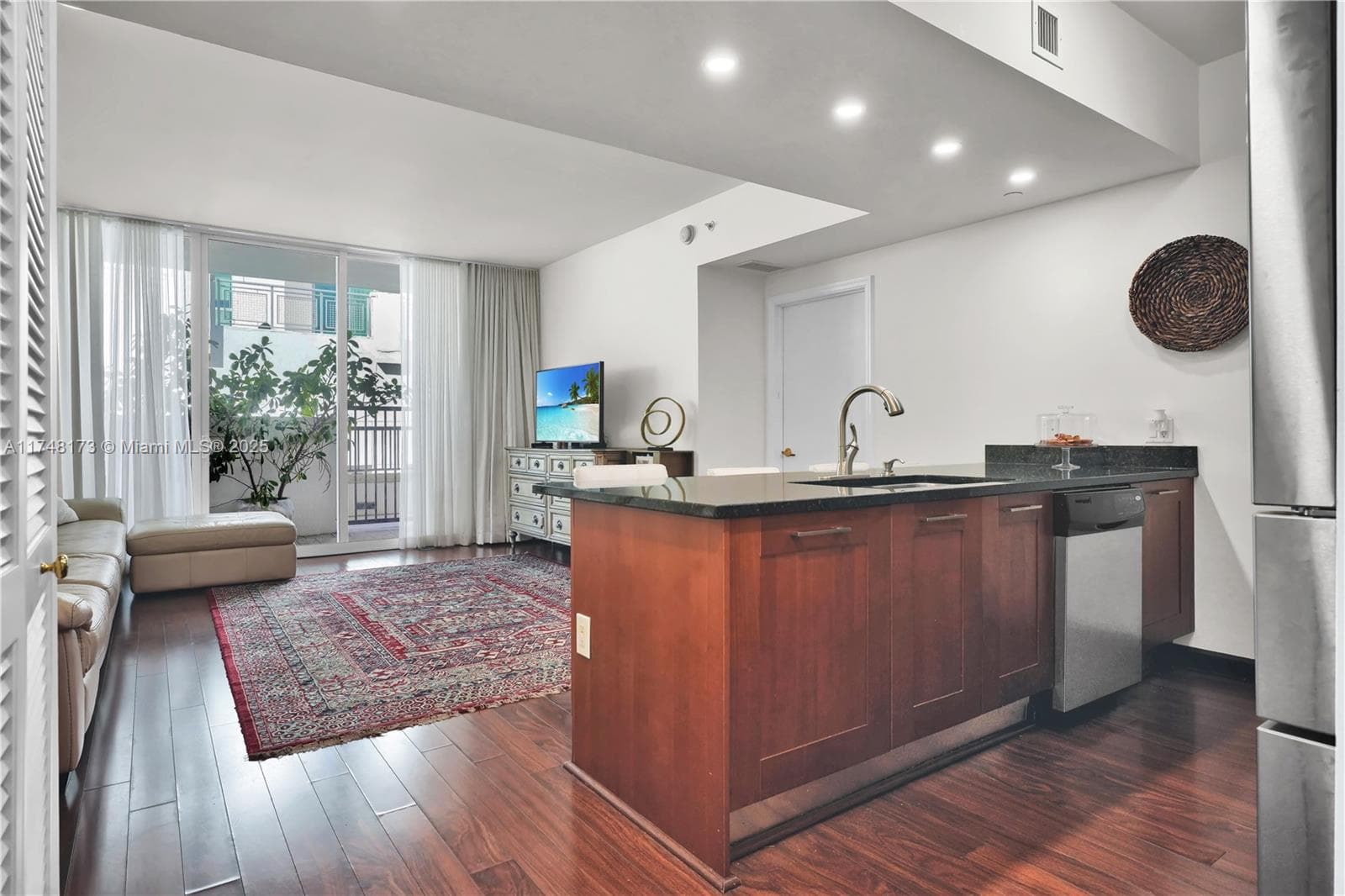 ONE VILLAGE PLACE · #411 in Coral Gables - Photo 5