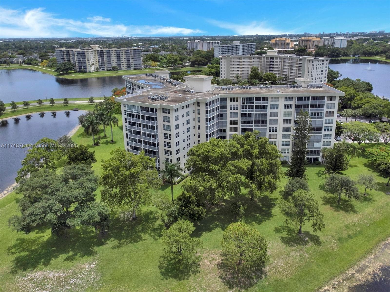 PALM AIRE · #310 in Pompano Beach - Photo 45