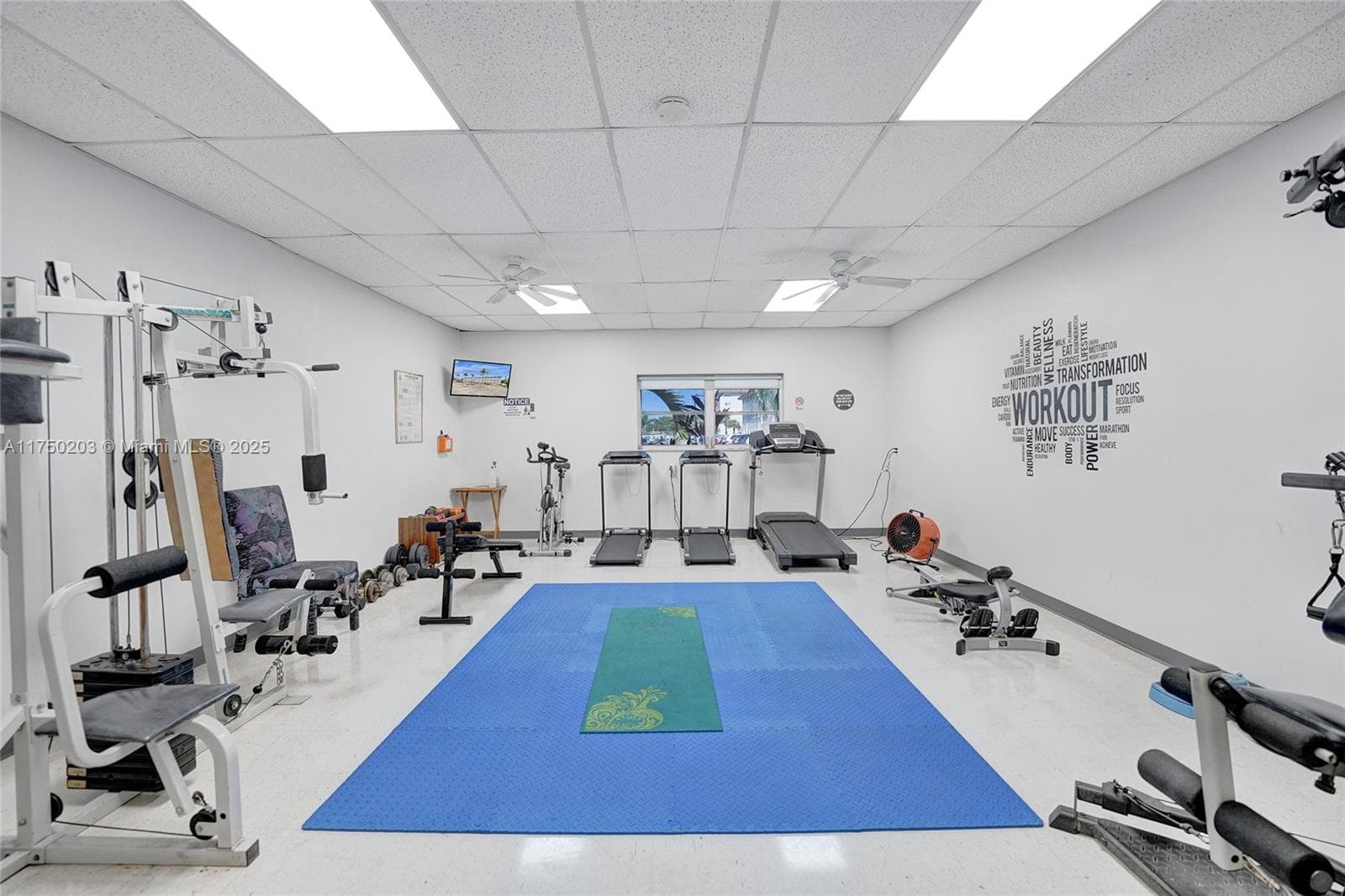 BEVERLY HILLS CONDO · #I203 in Hollywood - Photo 67